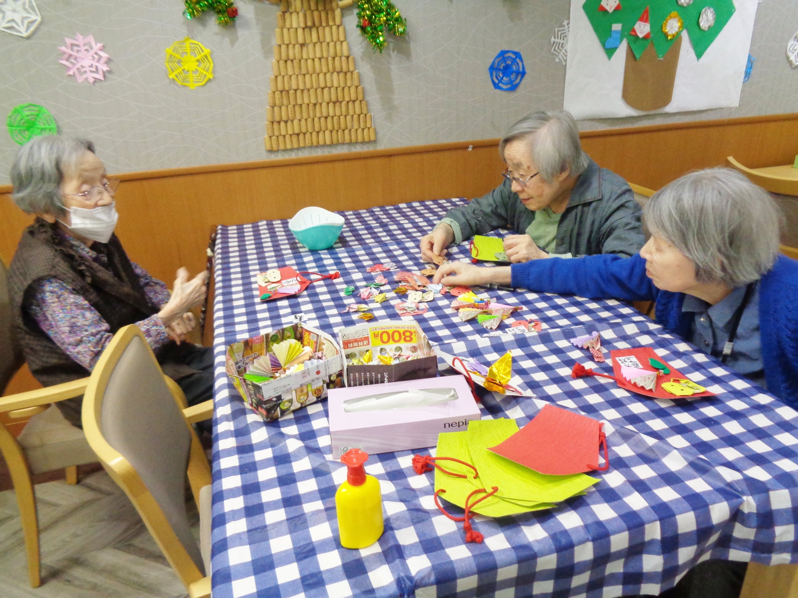 絵馬作り-1　ニチイホーム自由が丘
