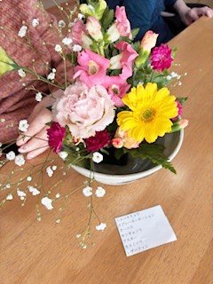 フラワーアレンジメント-5　ニチイホーム三鷹Ⅱ番館