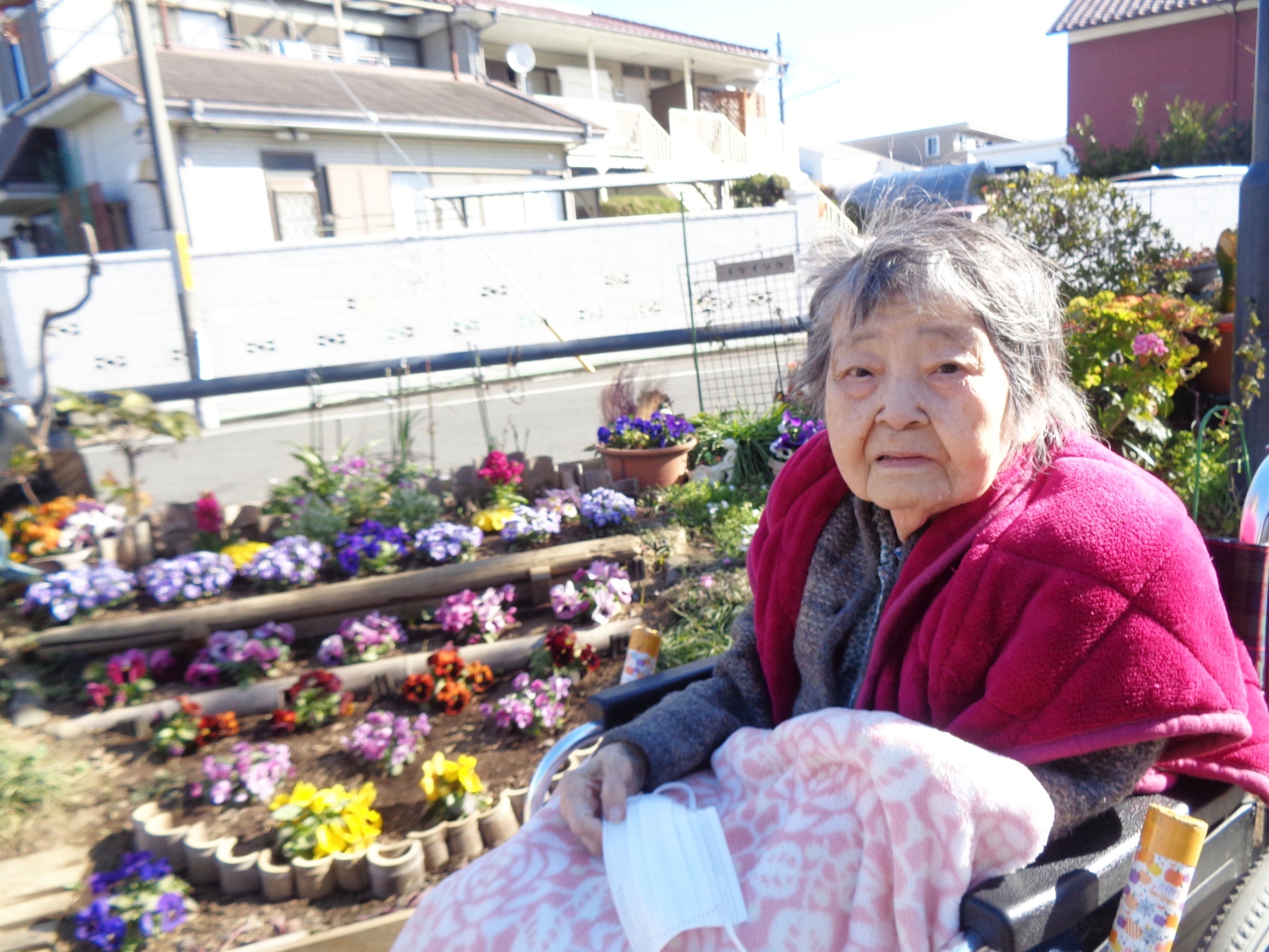 春の陽気に誘われて-1　ニチイホーム元住吉