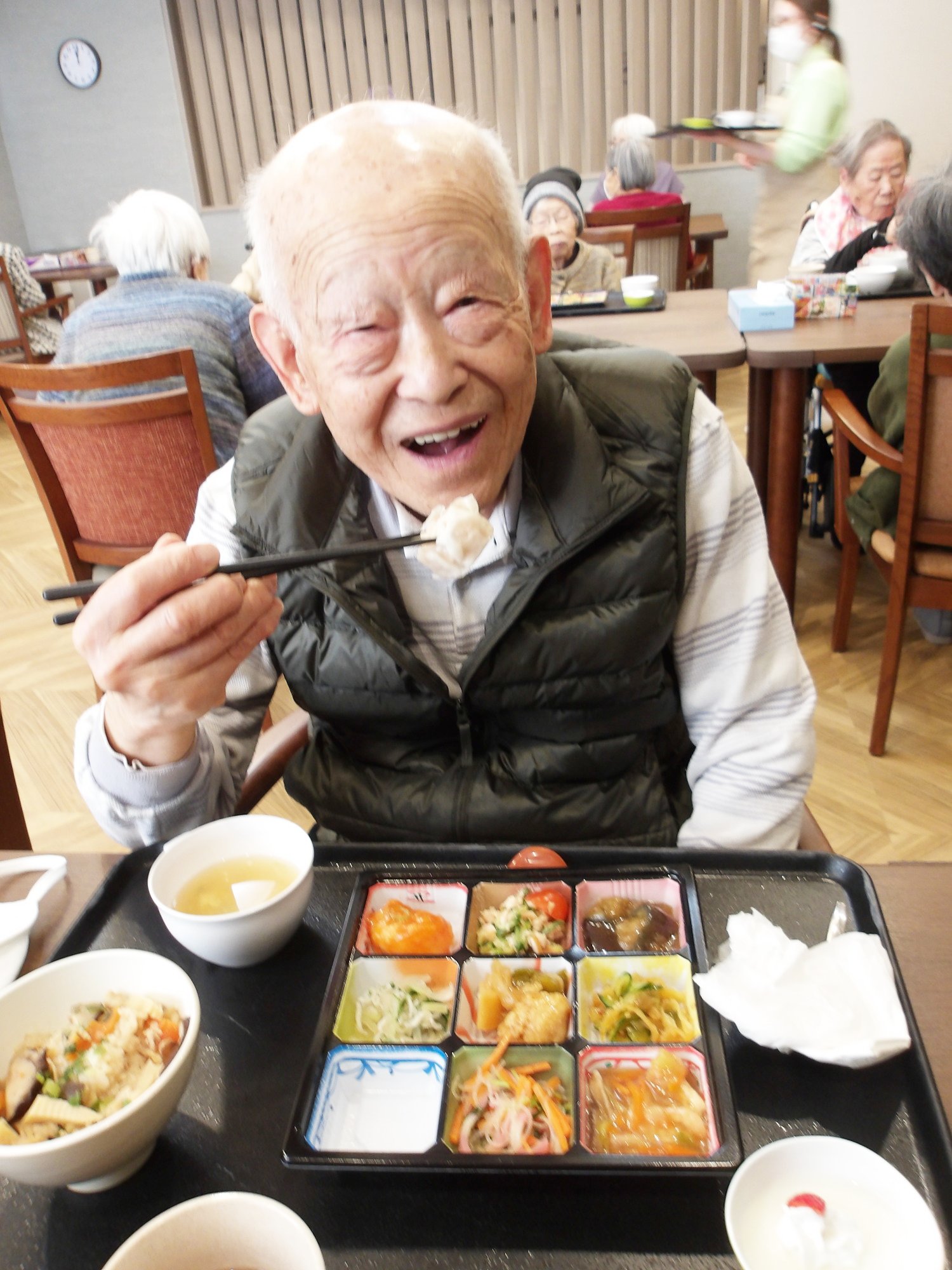 周年祭ランチ-1　ニチイホーム野方