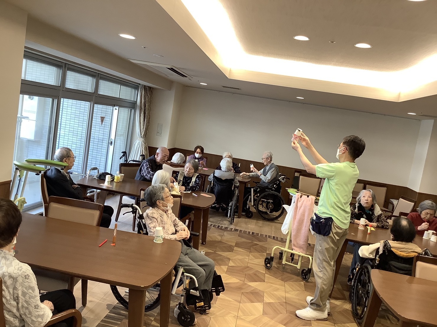 ひな祭り-1　ニチイホーム鷺ノ宮