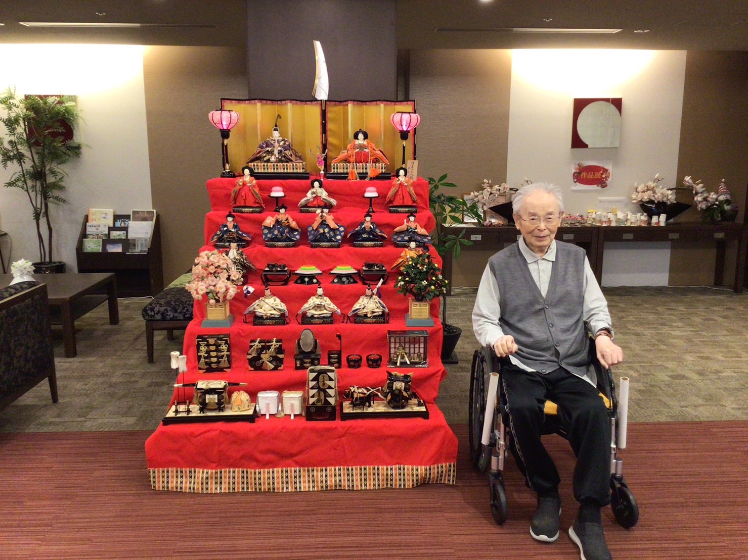 雛人形-2　ニチイホーム鷺ノ宮