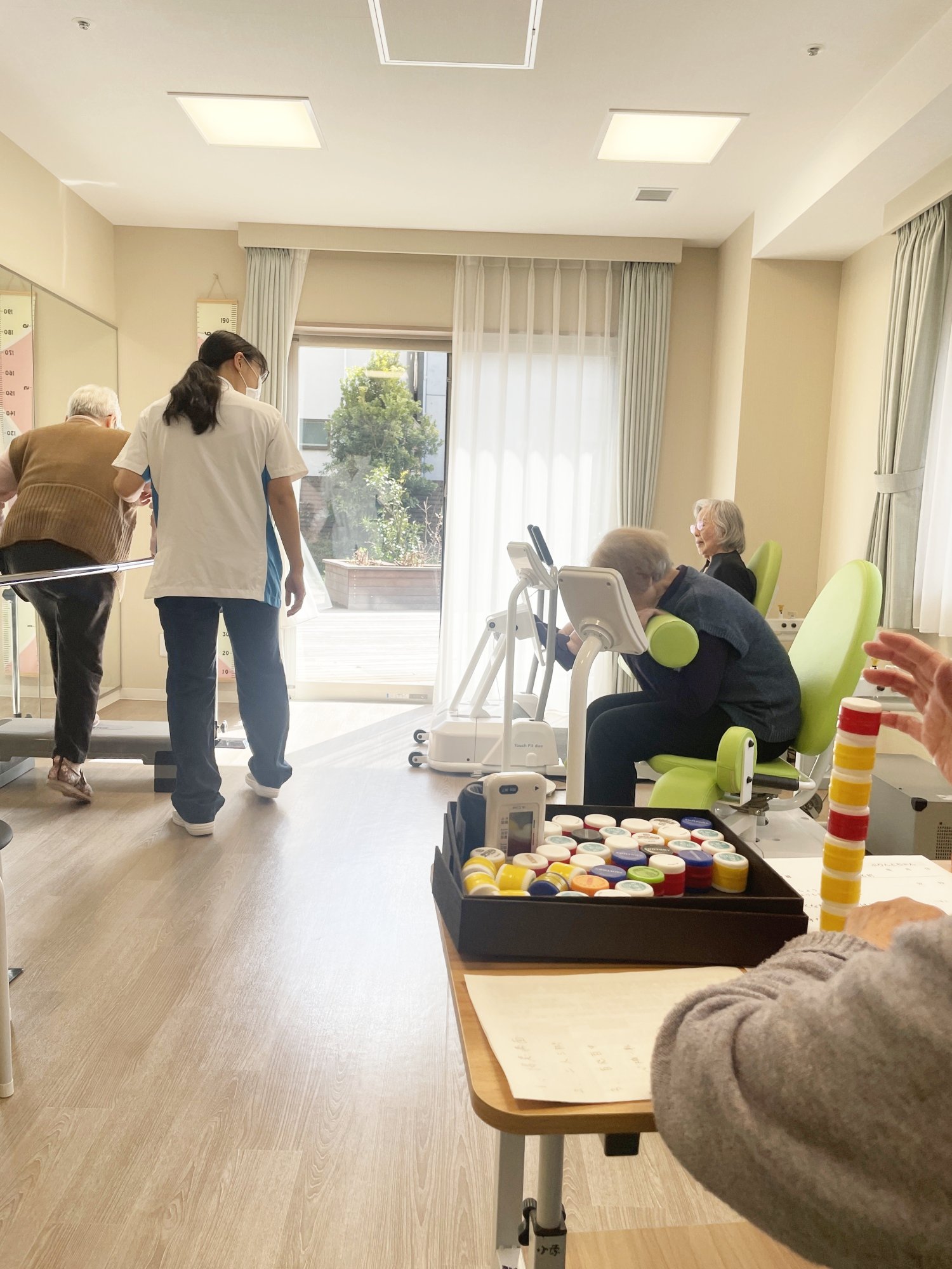 順番待ちの間も楽しく-5　ニチイホーム杉並松庵