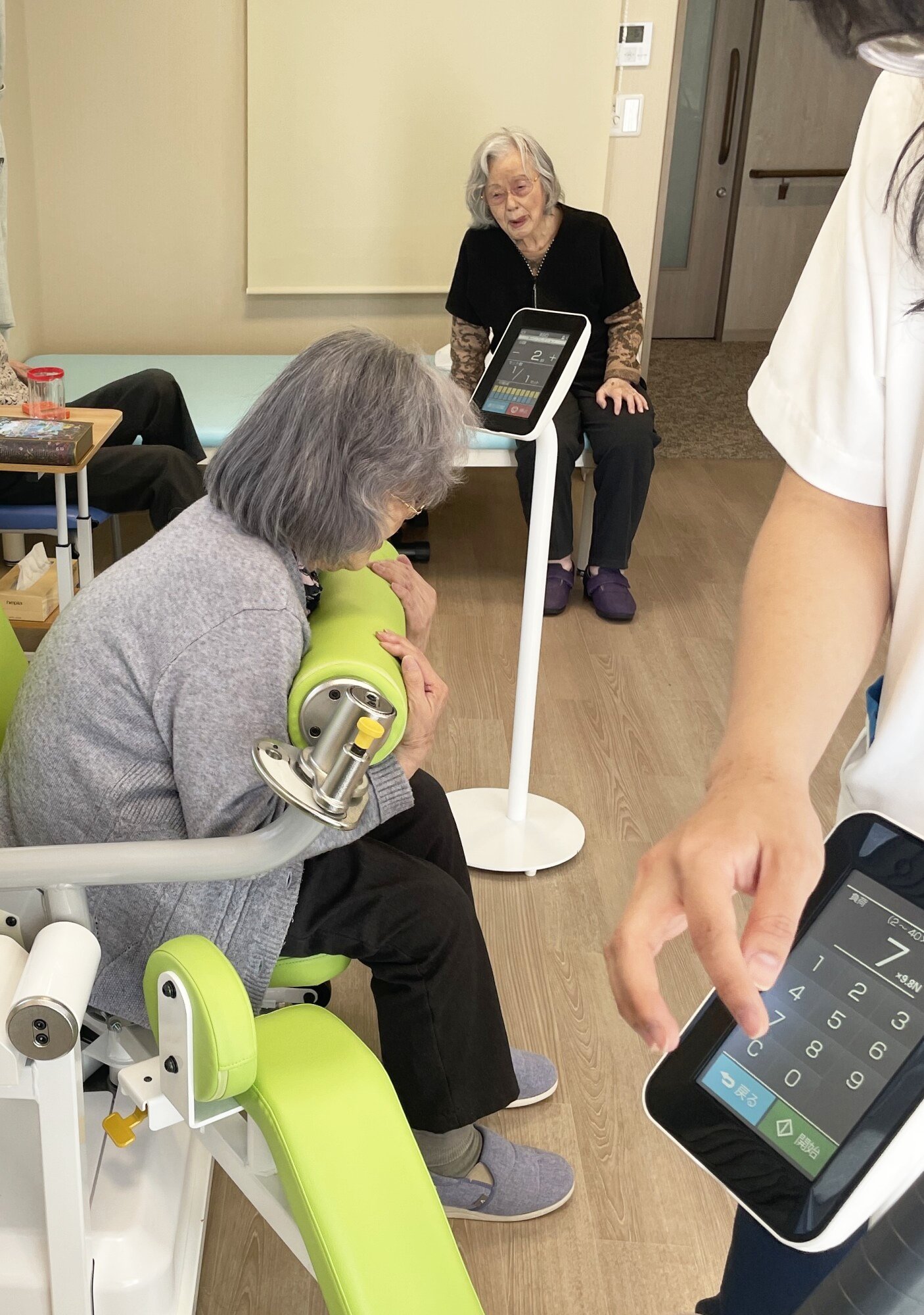 順番待ちの間も楽しく-6　ニチイホーム杉並松庵