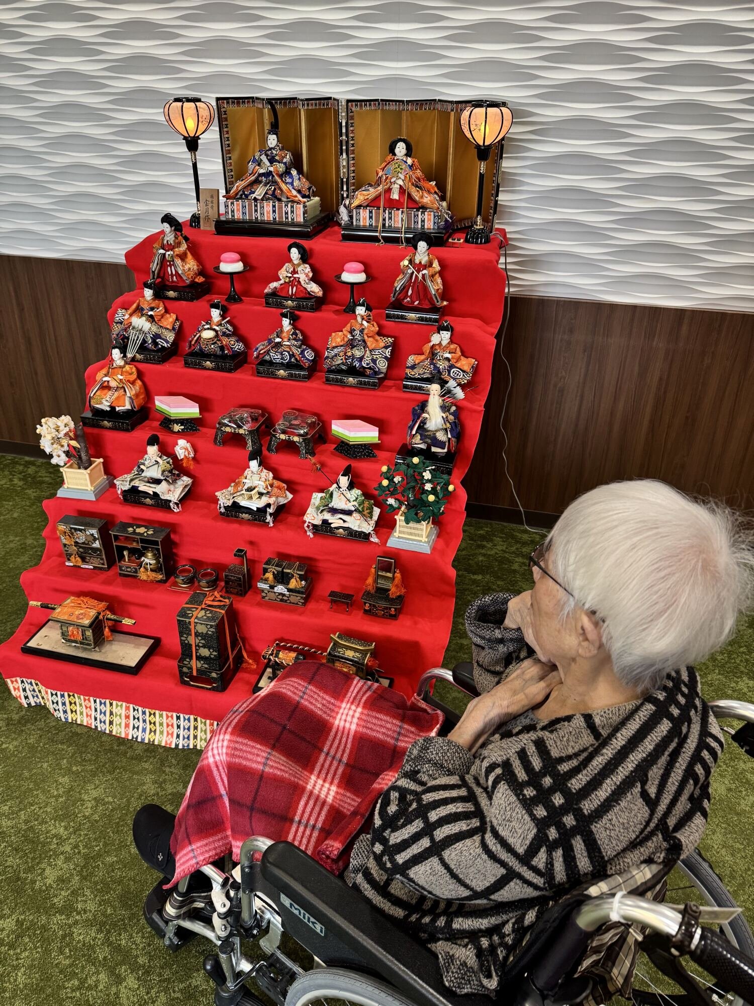 ひな祭り-3　ニチイホームたまプラーザ
