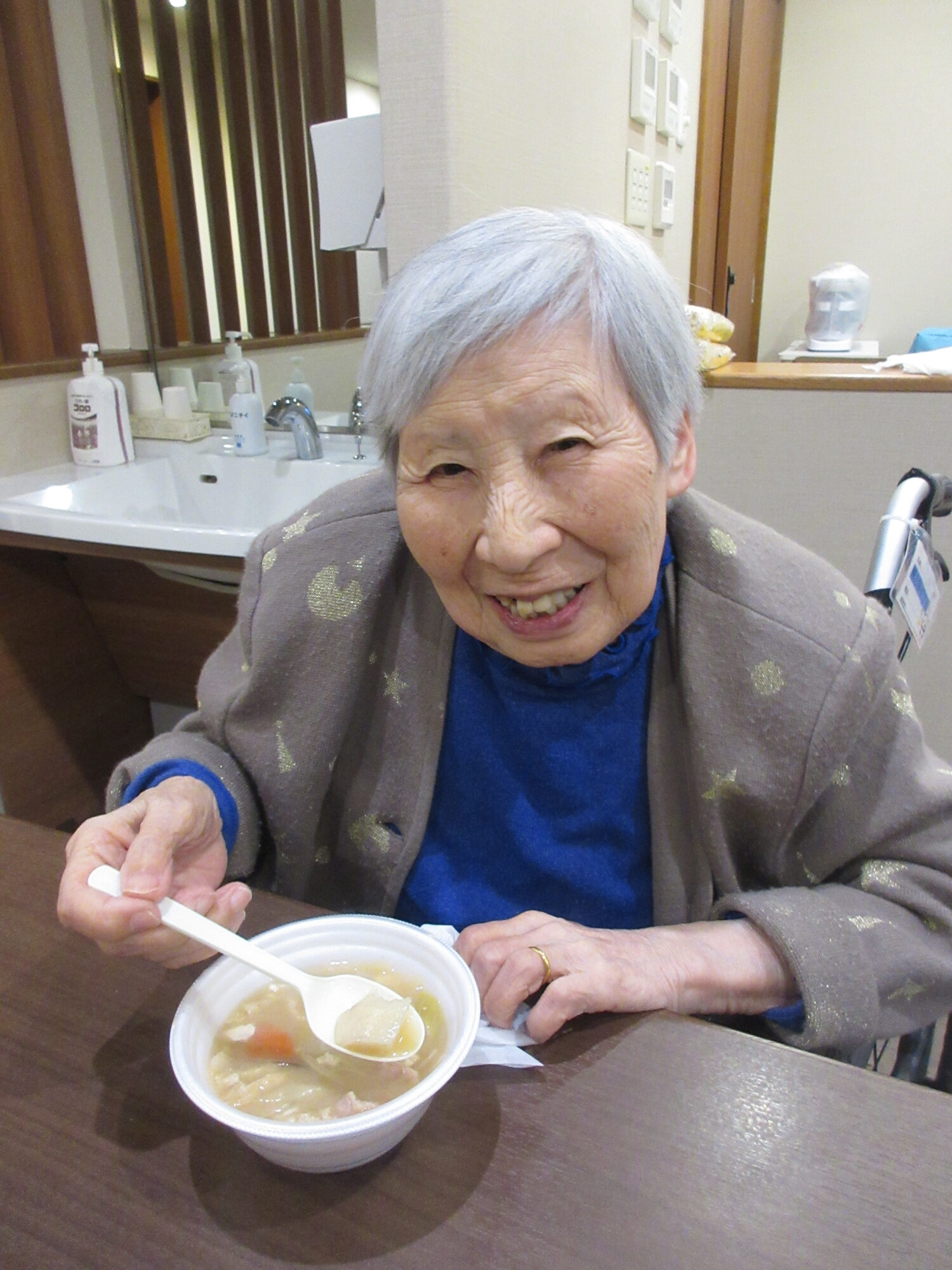 芋煮会2025-5　ニチイホーム用賀