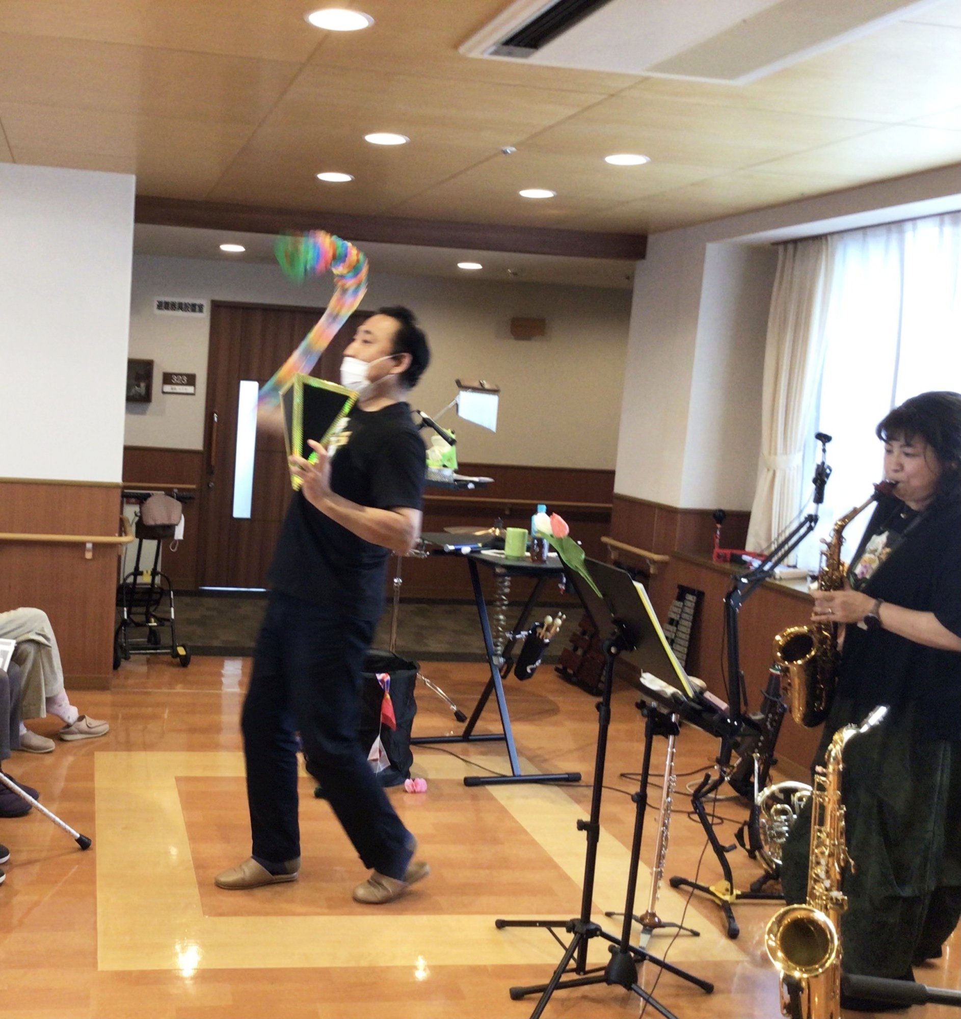 バンド演奏-3　ニチイホーム江戸川