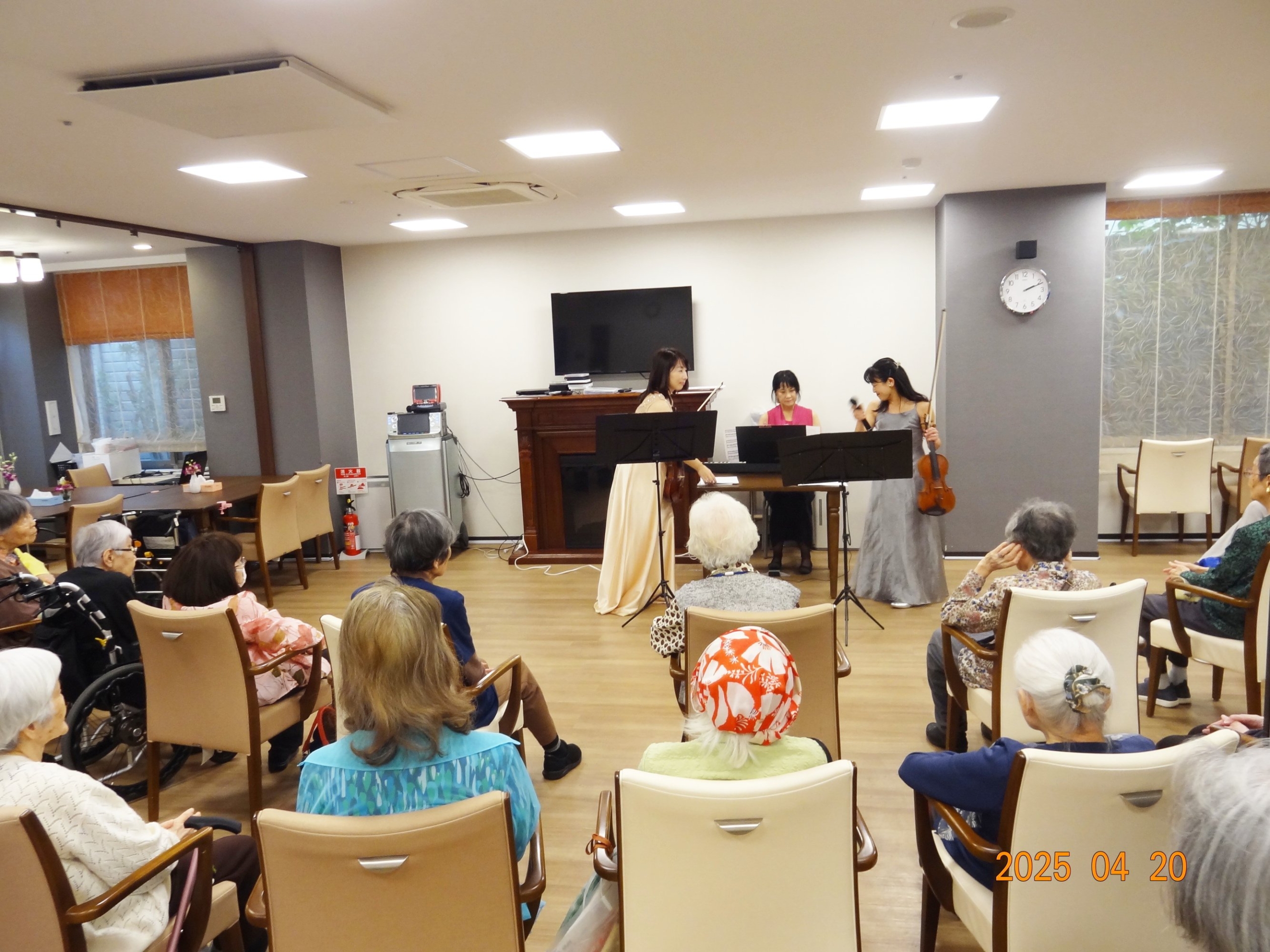 心に響く音色─ ピアノ＆ヴァイオリン演奏会-5　ニチイホーム渋谷本町