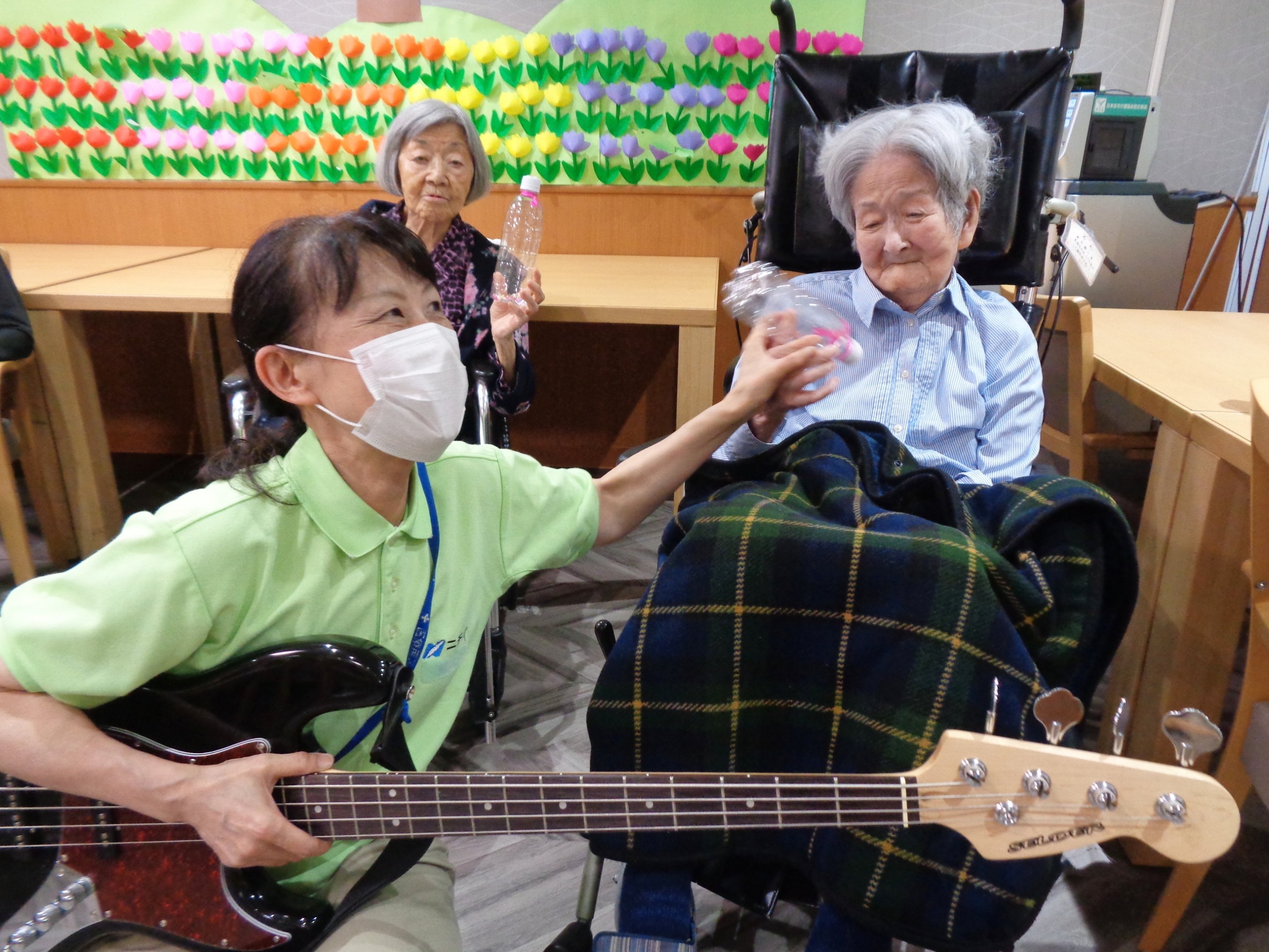 母の日-2　ニチイホーム自由が丘