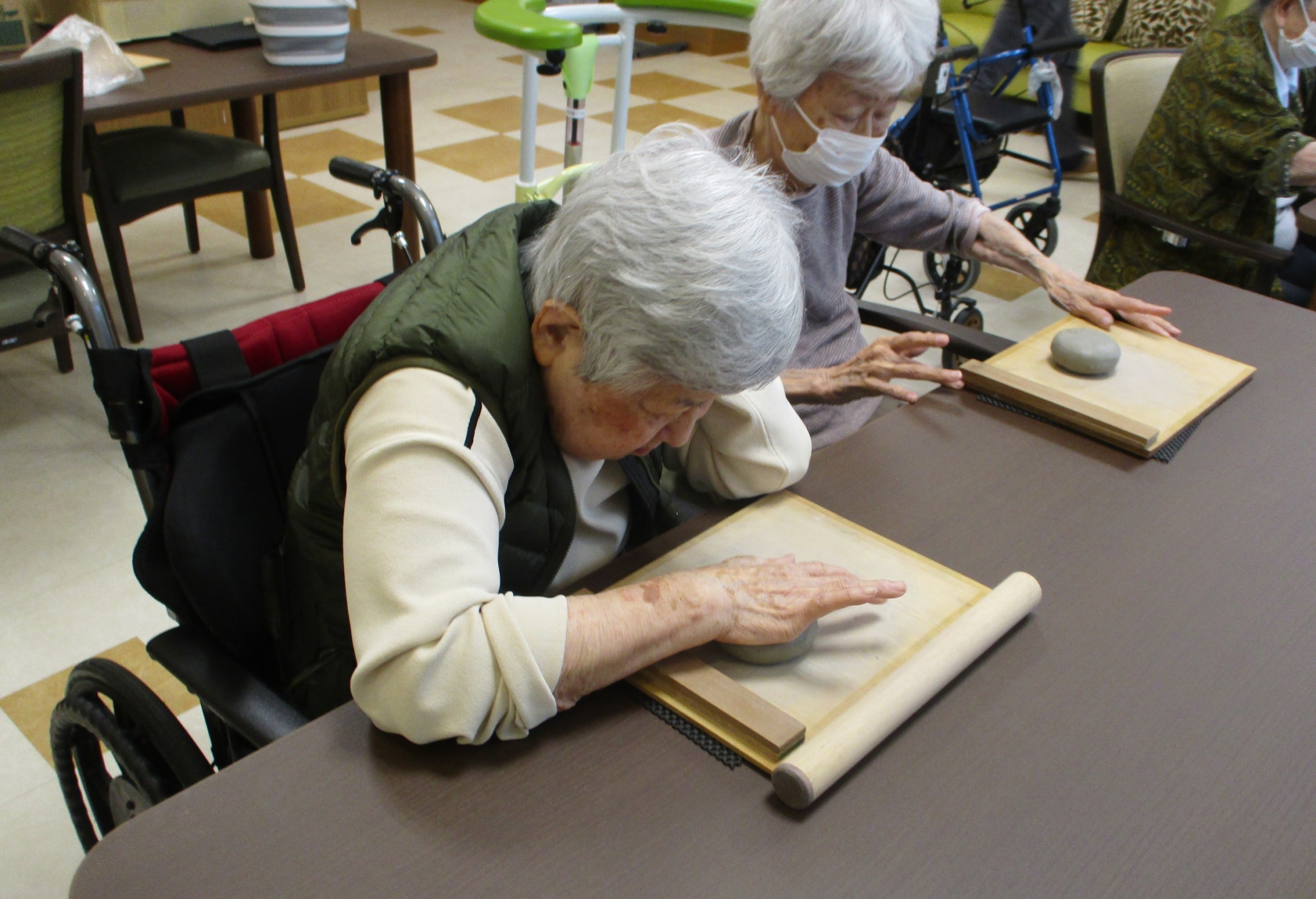 陶芸教室-4　ニチイホーム柏の葉