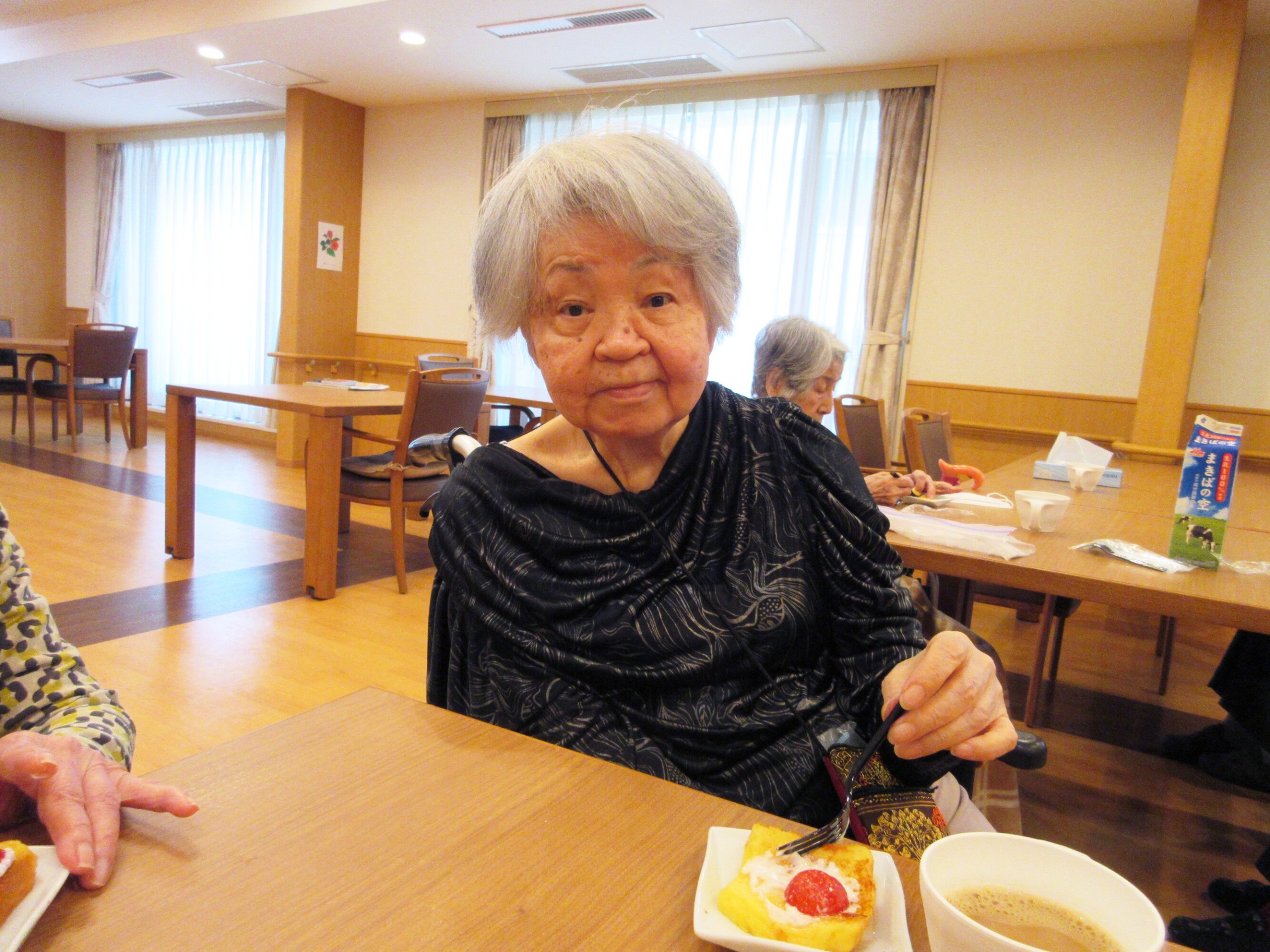 めじろ食堂（フレンチトースト）-1　ニチイホーム目白