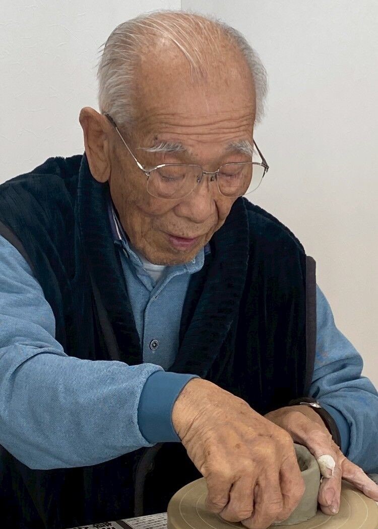 陶芸教室と音楽レク-3 　ニチイホーム南大井
