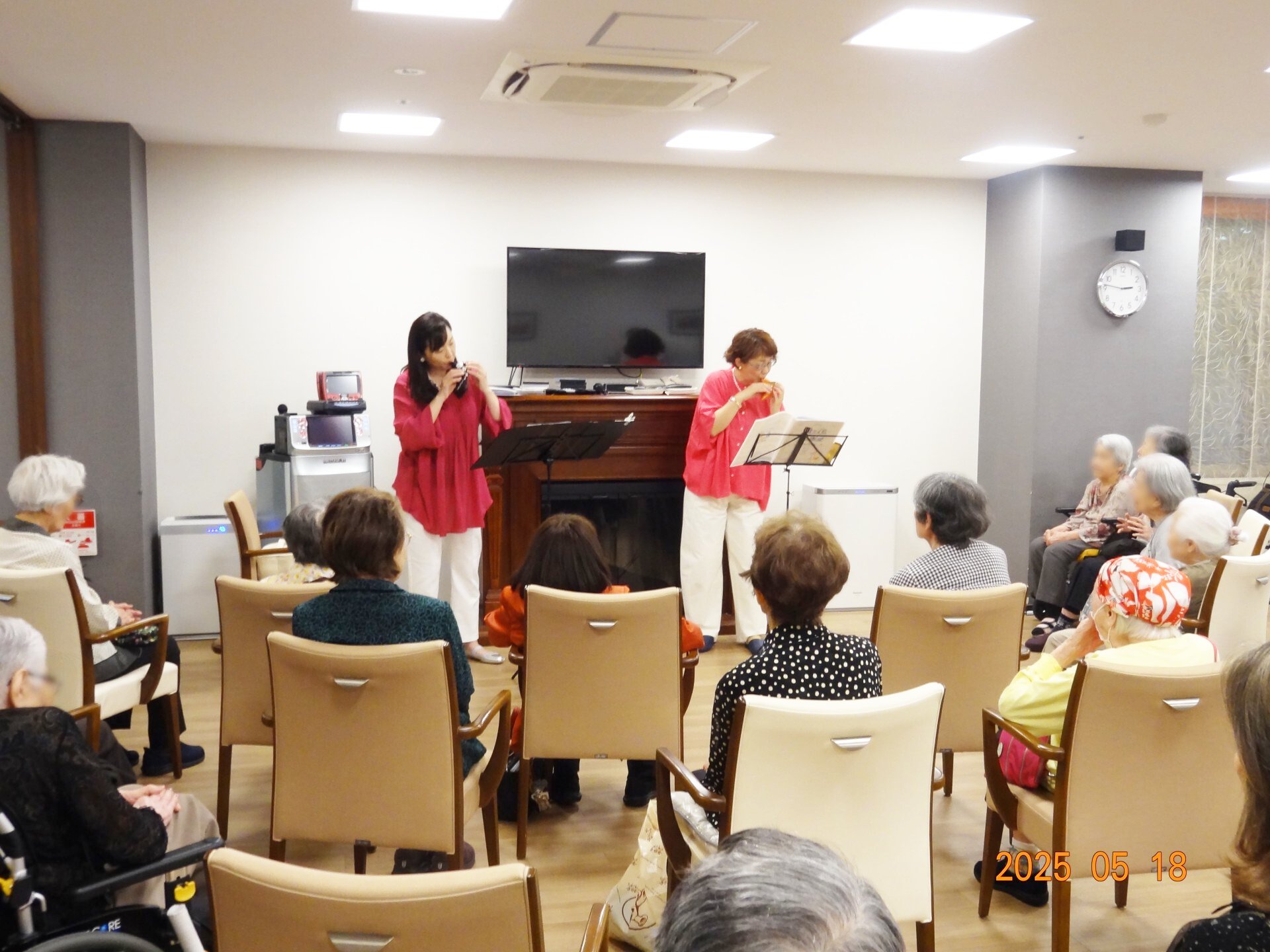 心温まる音色に魅了！オカリナ演奏会-4　ニチイホーム渋谷本町
