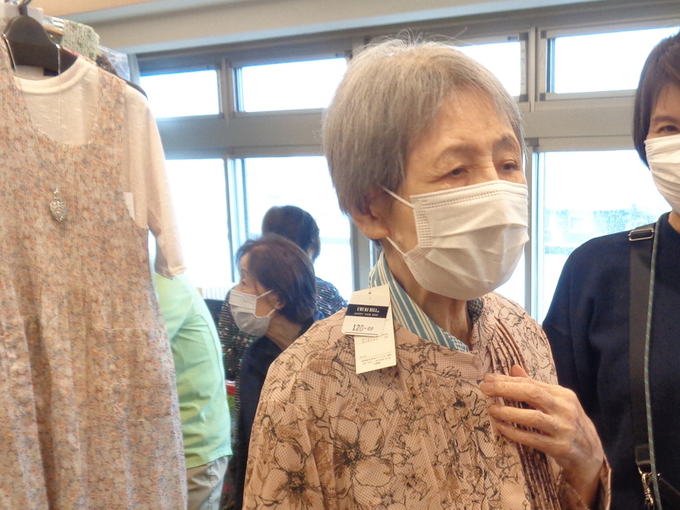 洋服販売-5　ニチイホーム都立家政