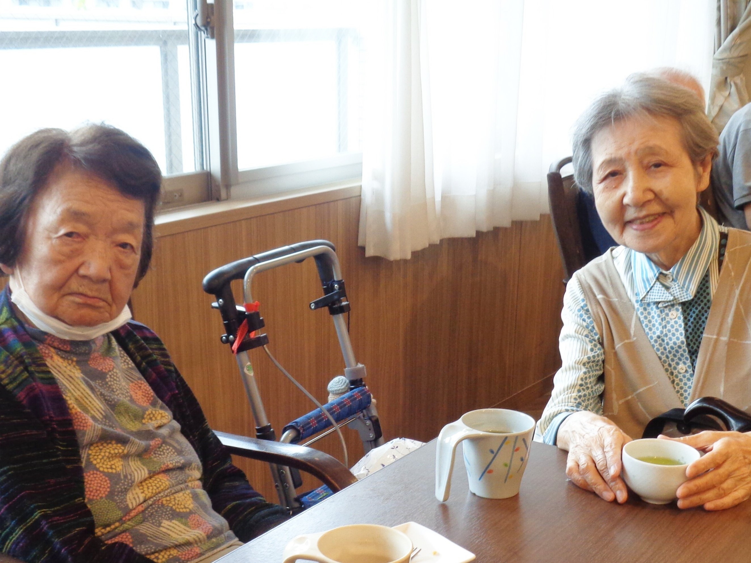 新茶の会-4　ニチイホーム都立家政