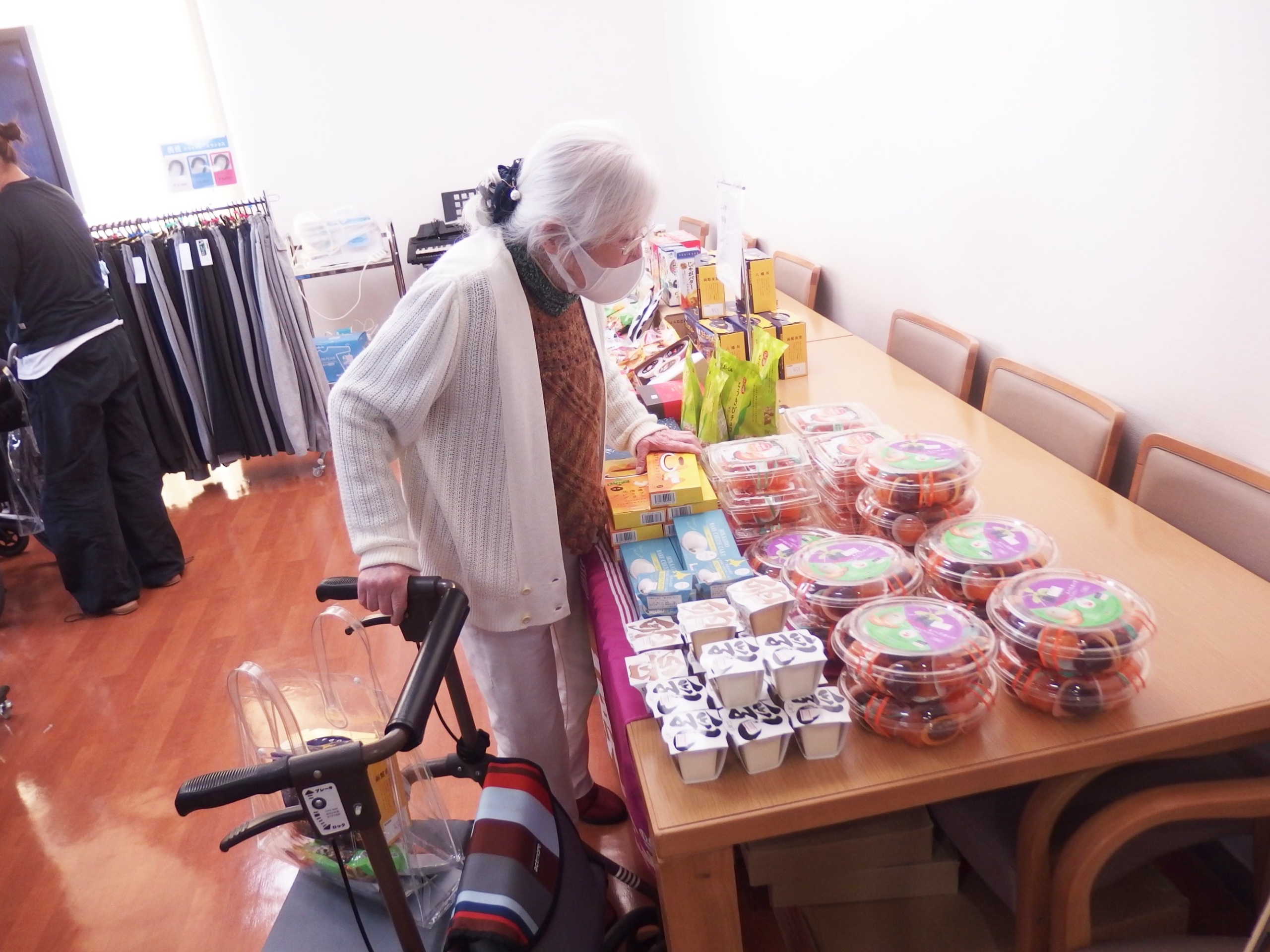 お買い物販売会-5　ニチイホーム青葉台