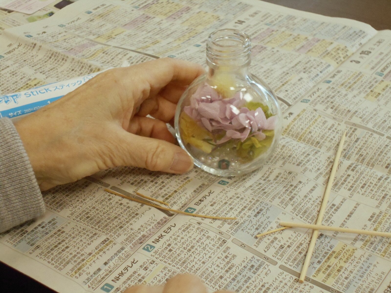 ハーバリウム作り-2　ニチイホーム江古田の杜