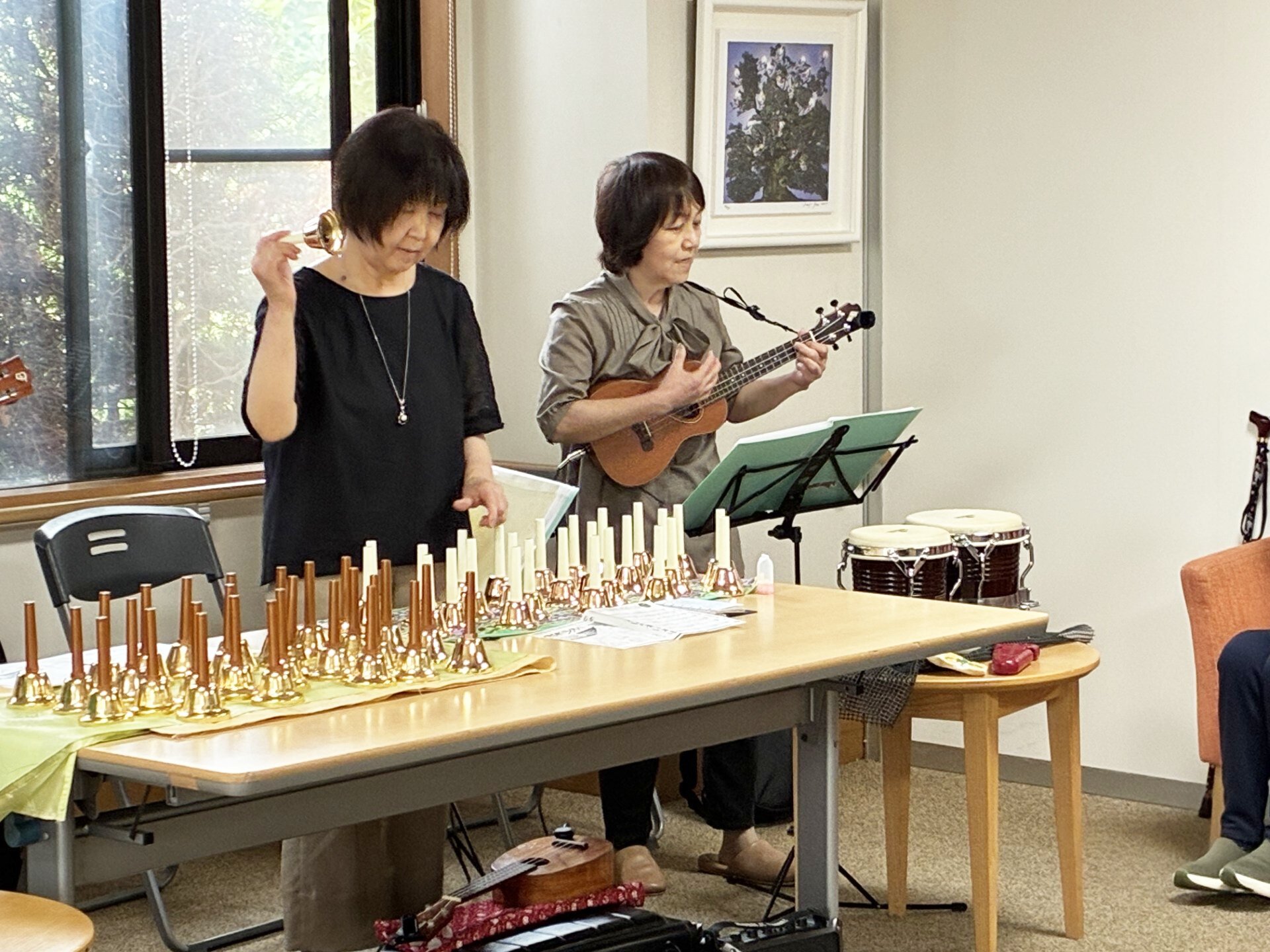 音楽ボランティア来訪-2　ニチイホームはるひ野
