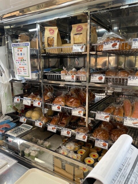 美味しいパンを買うのが楽しみ-2　ニチイホームはるひ野Ⅱ番館