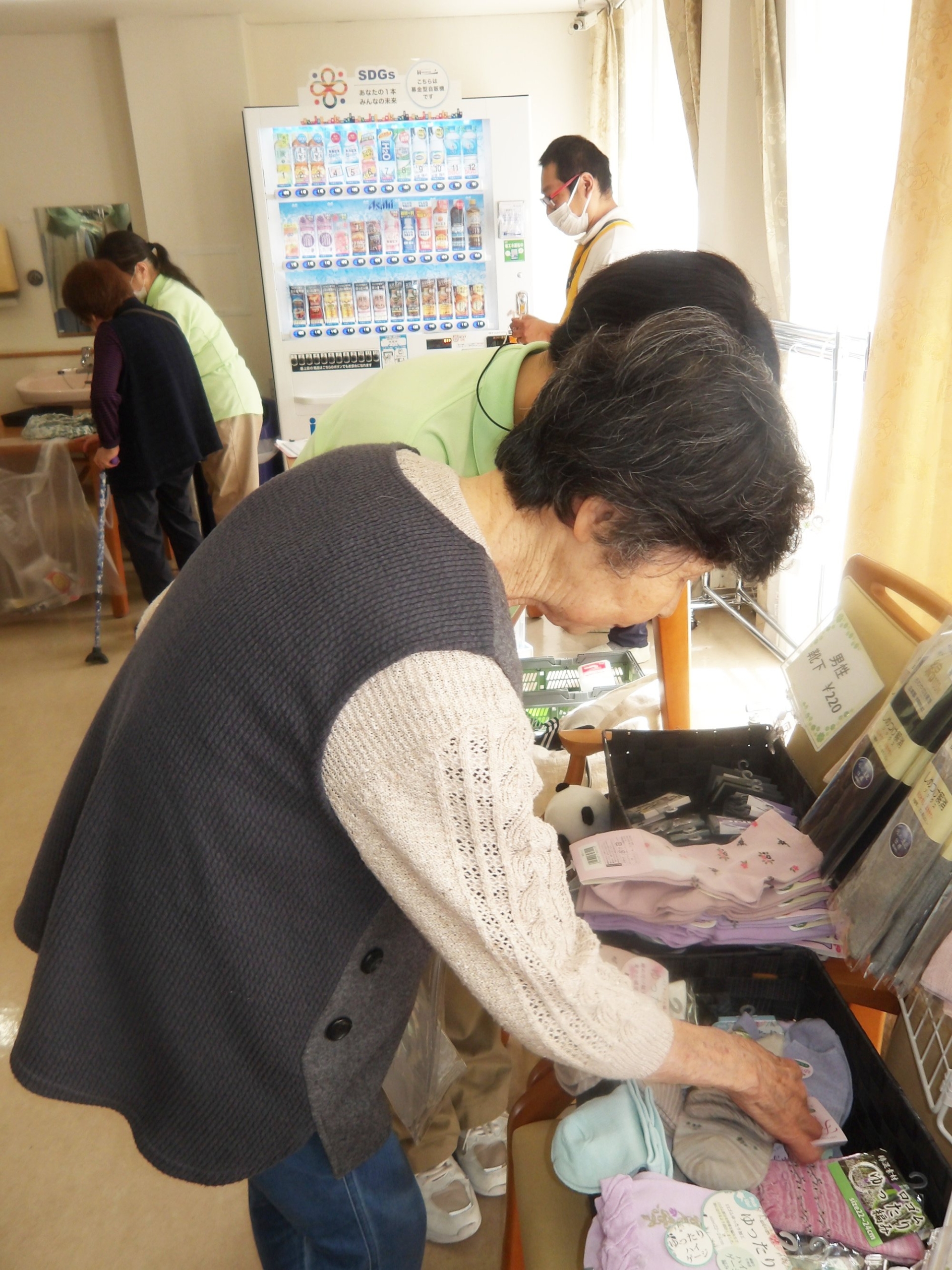 衣料販売-3　ニチイホーム東府中