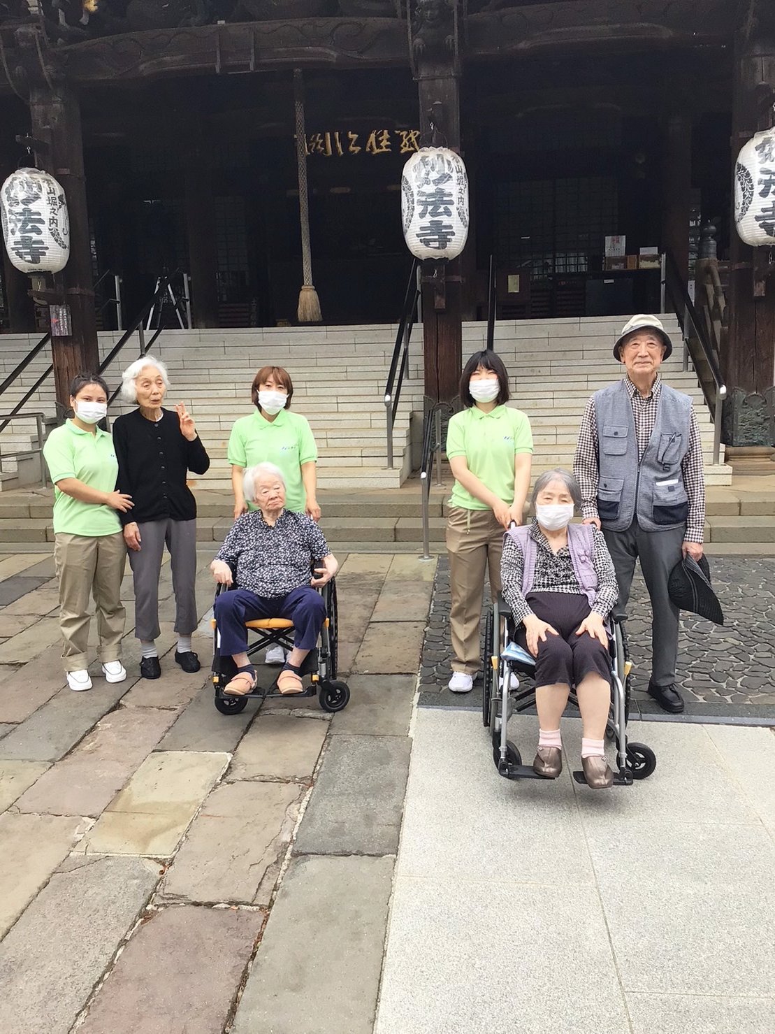 紫陽花鑑賞-2　ニチイホーム鷺ノ宮