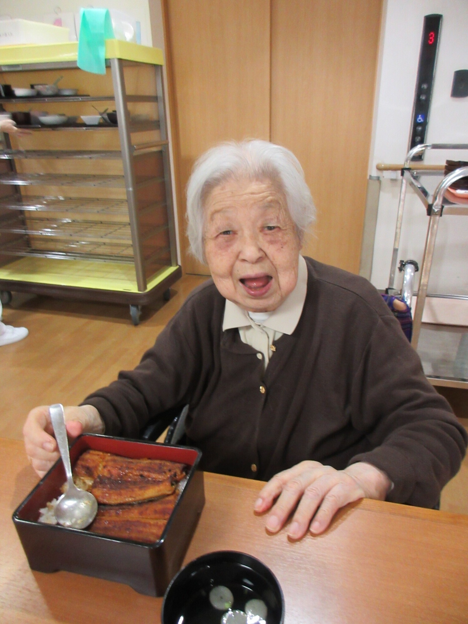 出前-2　ニチイホーム鷺沼