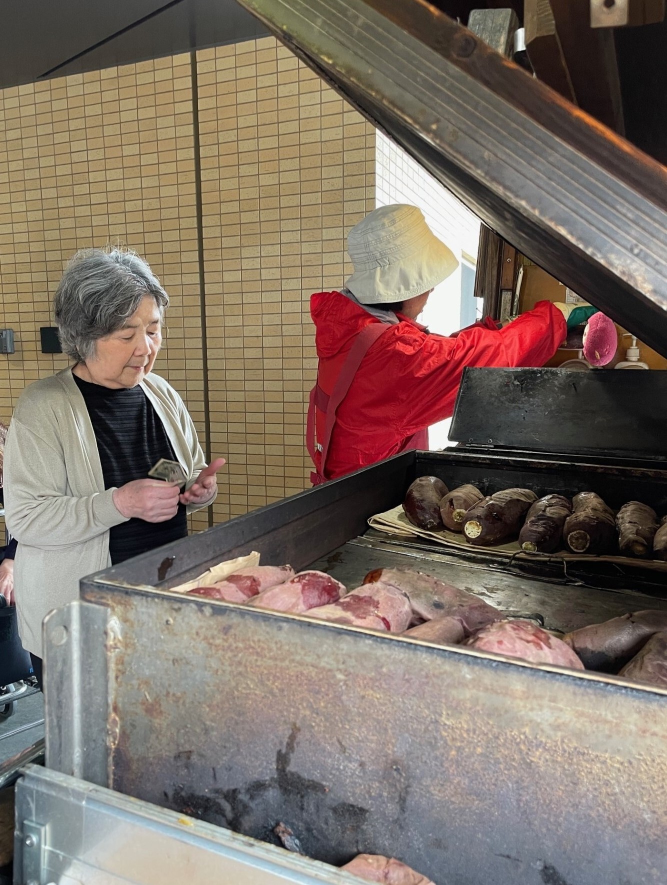 焼き芋-1　ニチイホーム杉並松庵