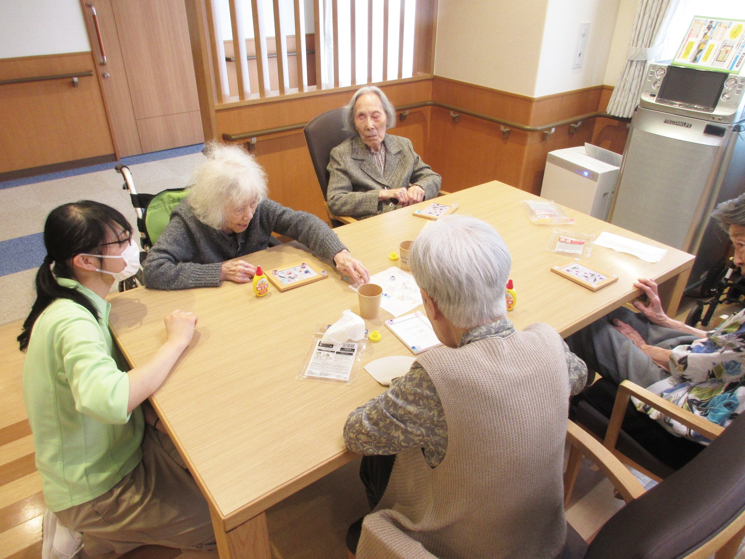 レディースデー（母の日）-2　ニチイホーム与野本町