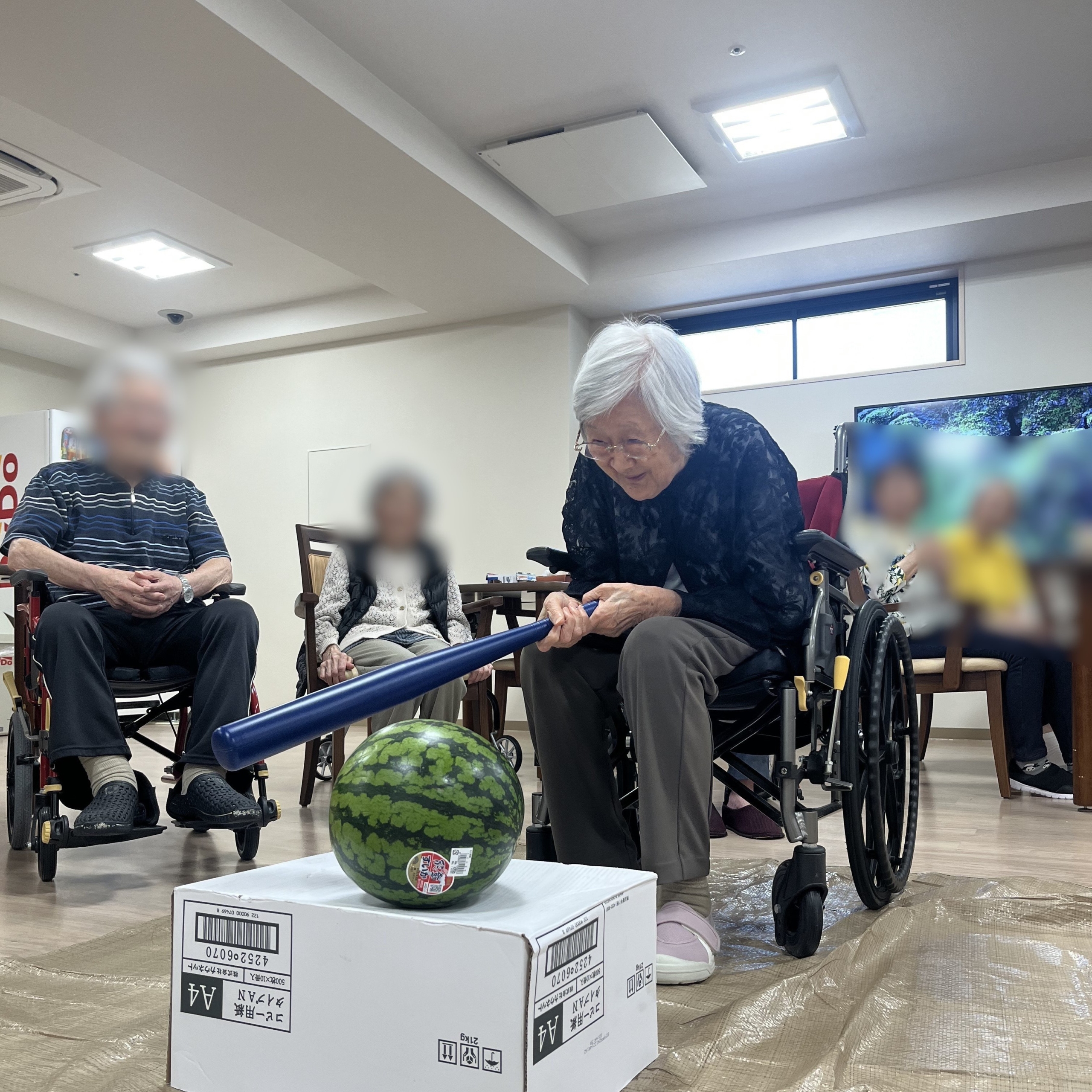 ニチイメゾン長岡京スイカ割り20250723_３