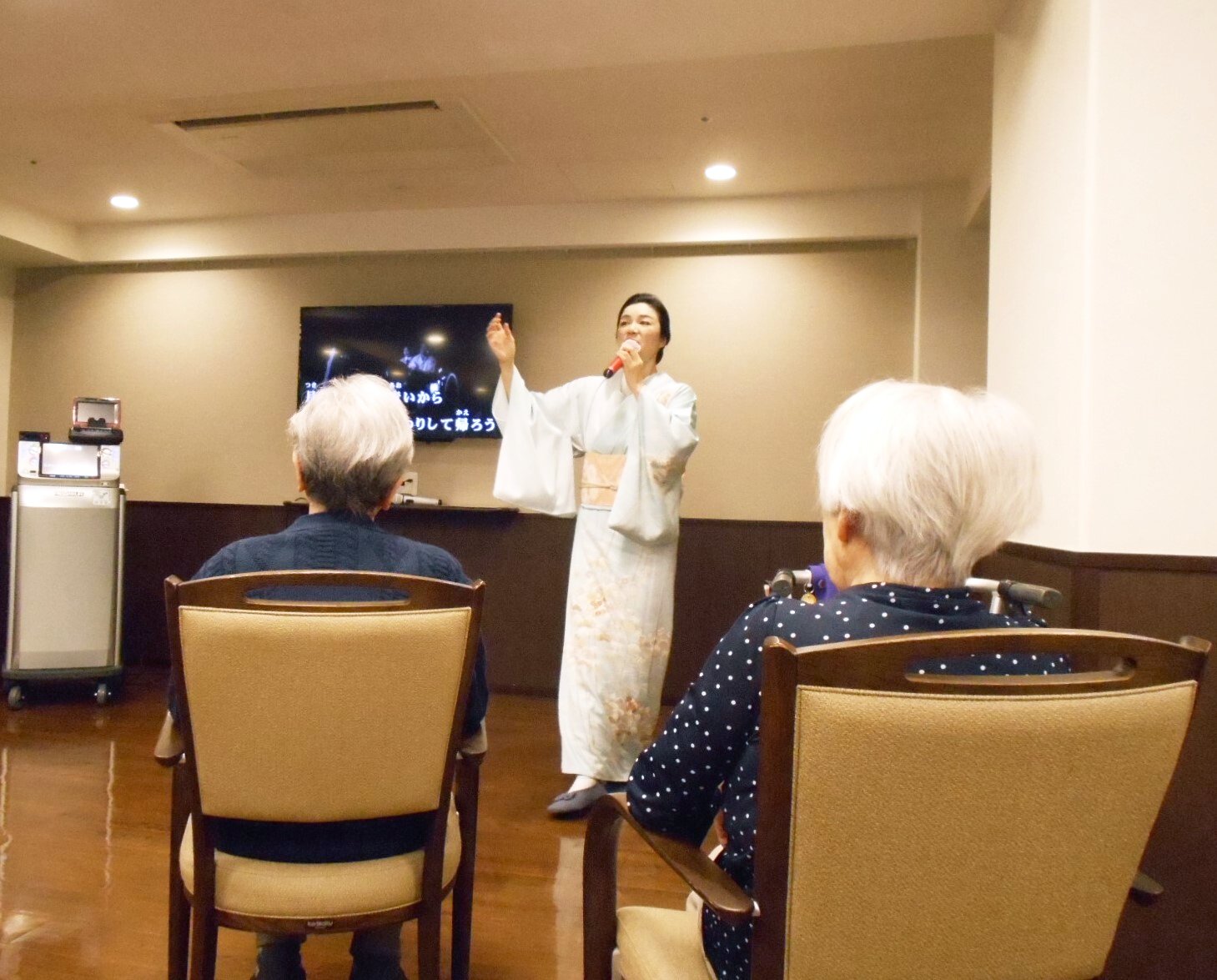 歌謡ショー-2　ニチイホーム江古田の杜