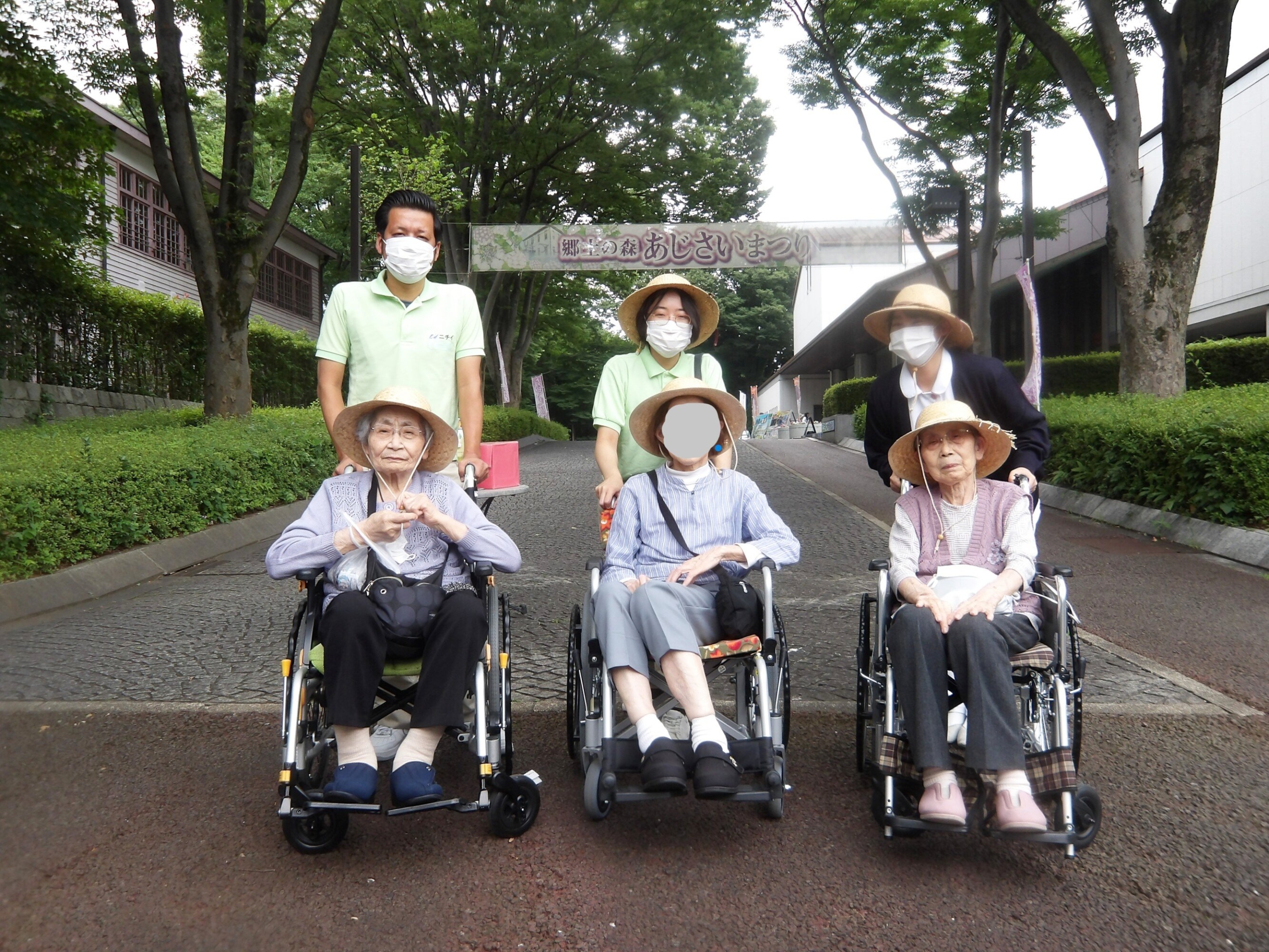 あじさい鑑賞-1　ニチイホーム東府中
