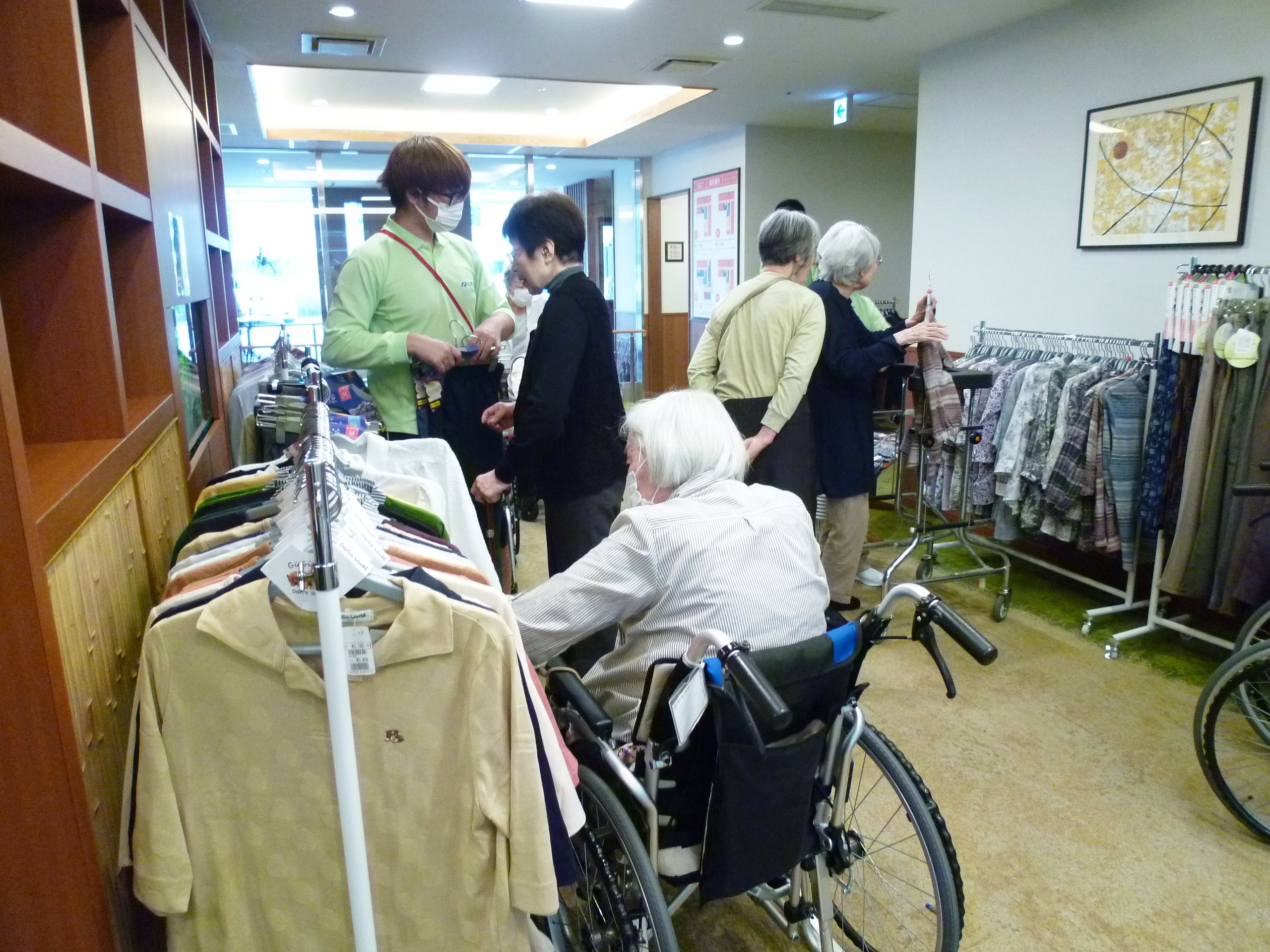 衣類販売-1　ニチイホーム東船橋