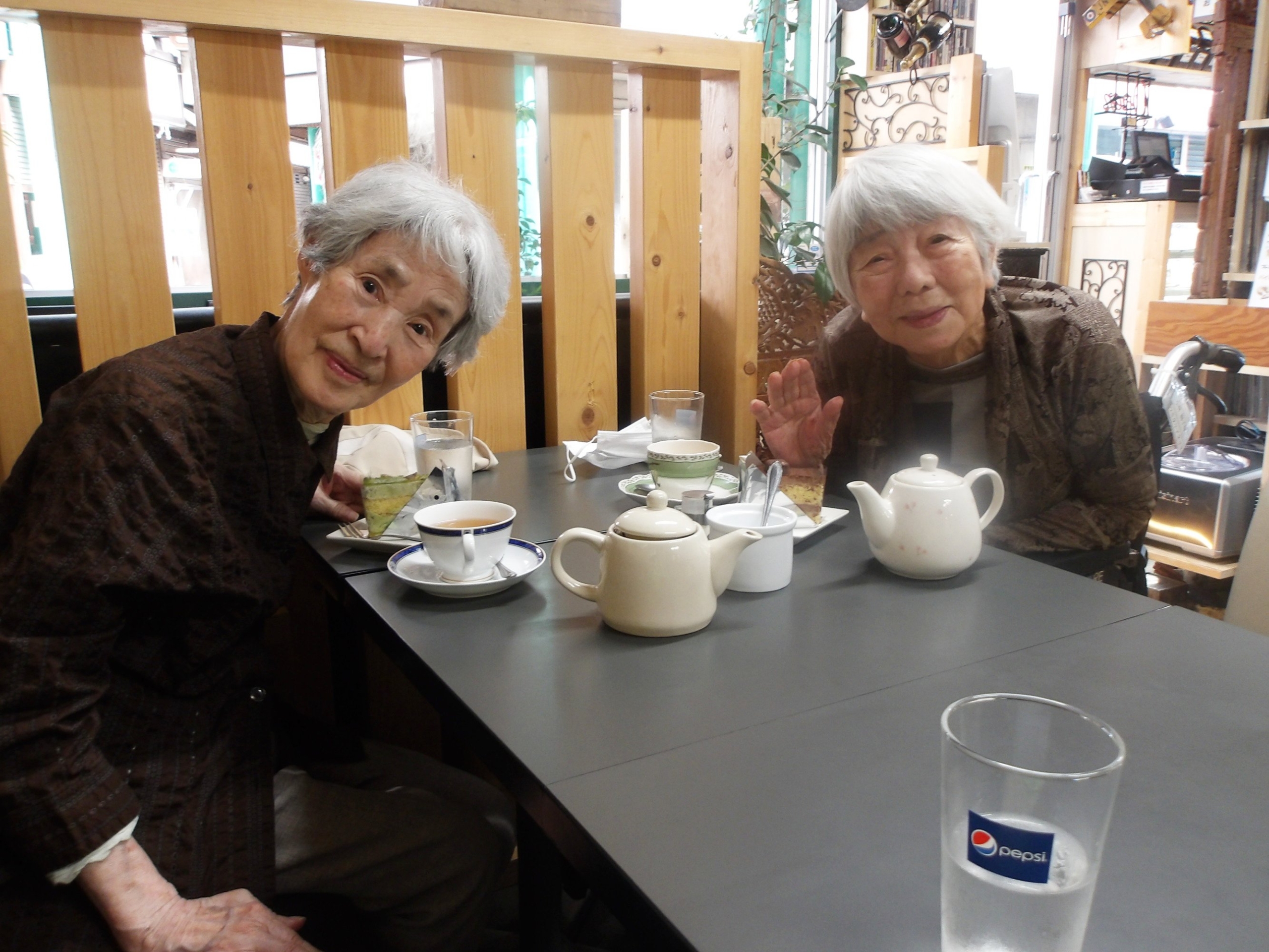 近くの喫茶店へ-4　ニチイホーム野方