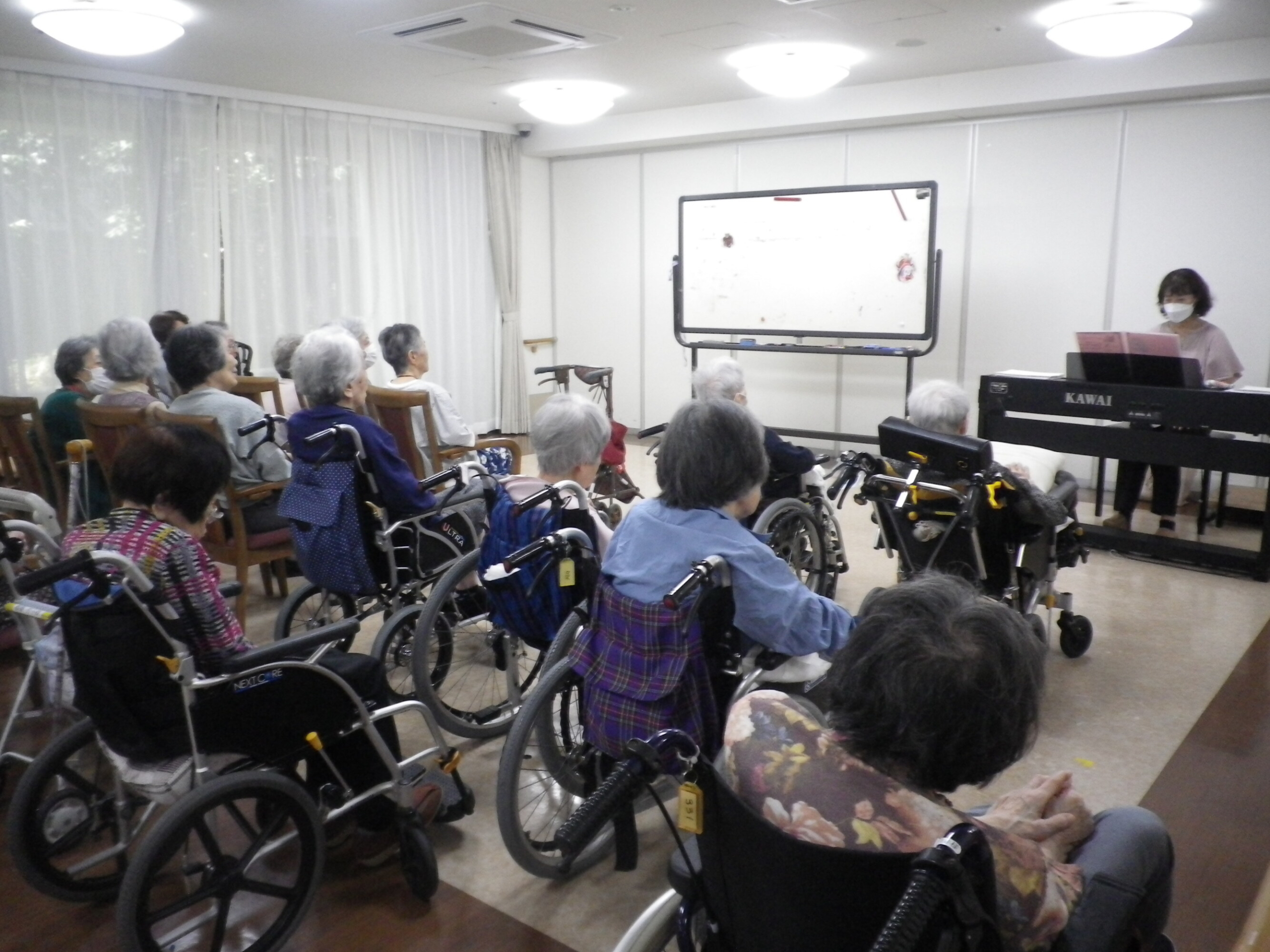 若返り音楽療法講座-1　ニチイホーム矢口