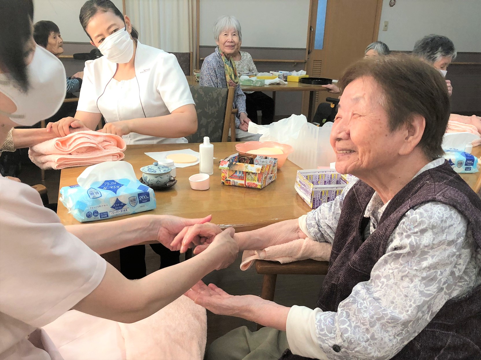 ニチイメゾン岐阜六条ハンドマッサージ20250724の写真５