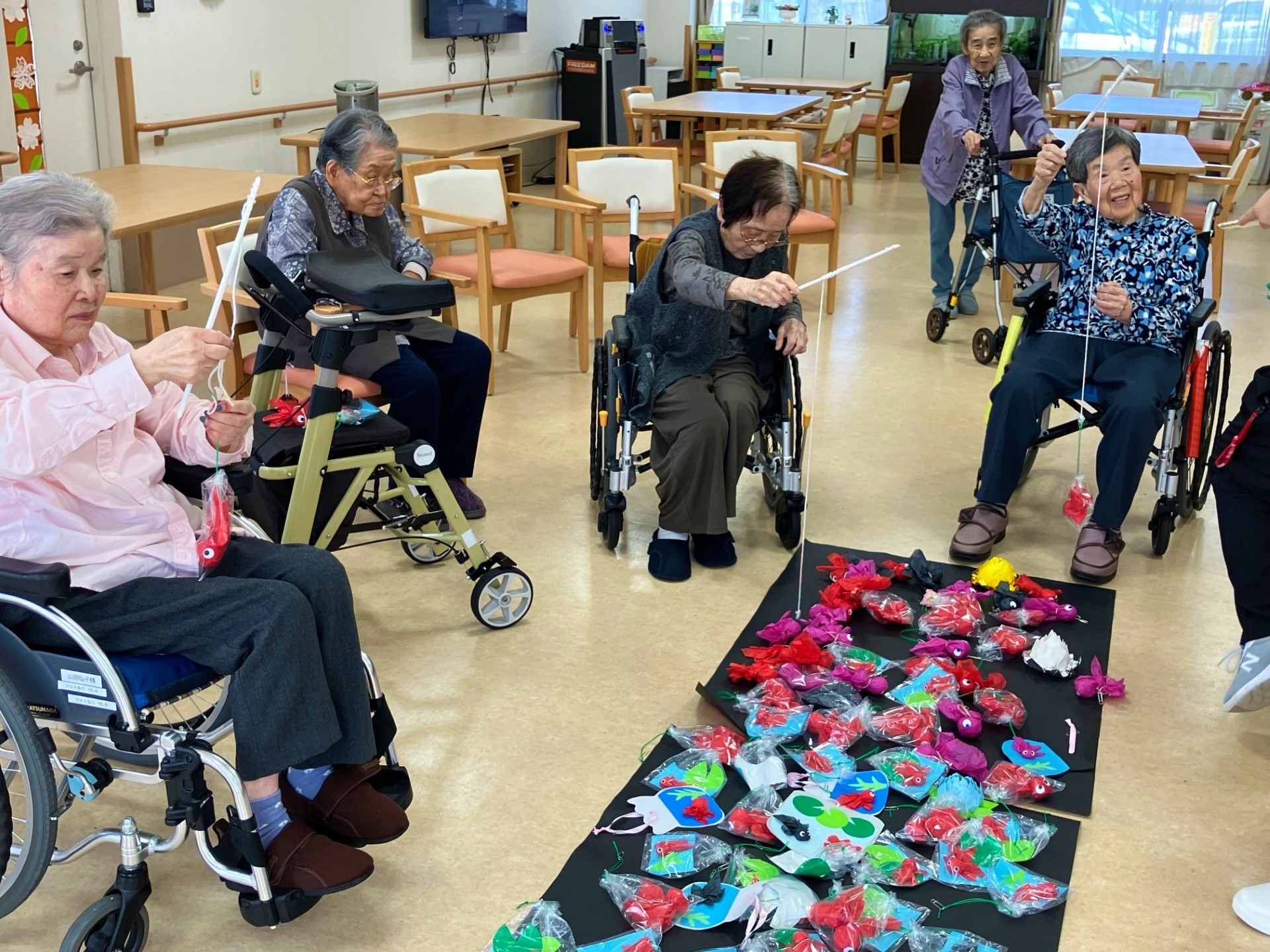 ニチイメゾン栗東_金魚釣り20250816_２