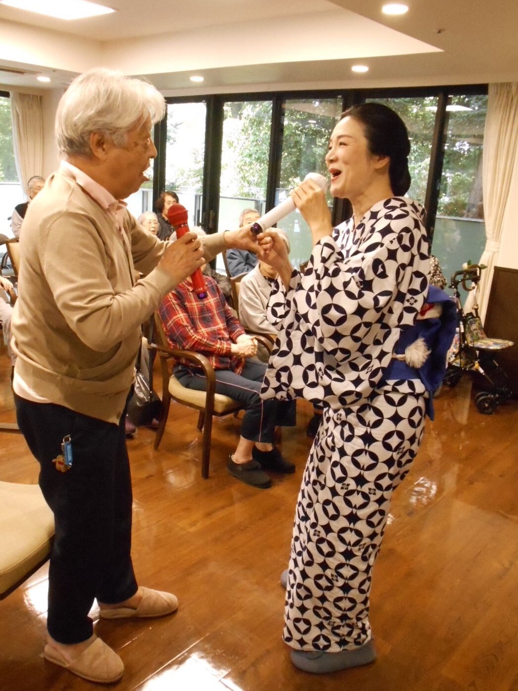 歌謡ショー第２弾-1　ニチイホーム江古田の杜