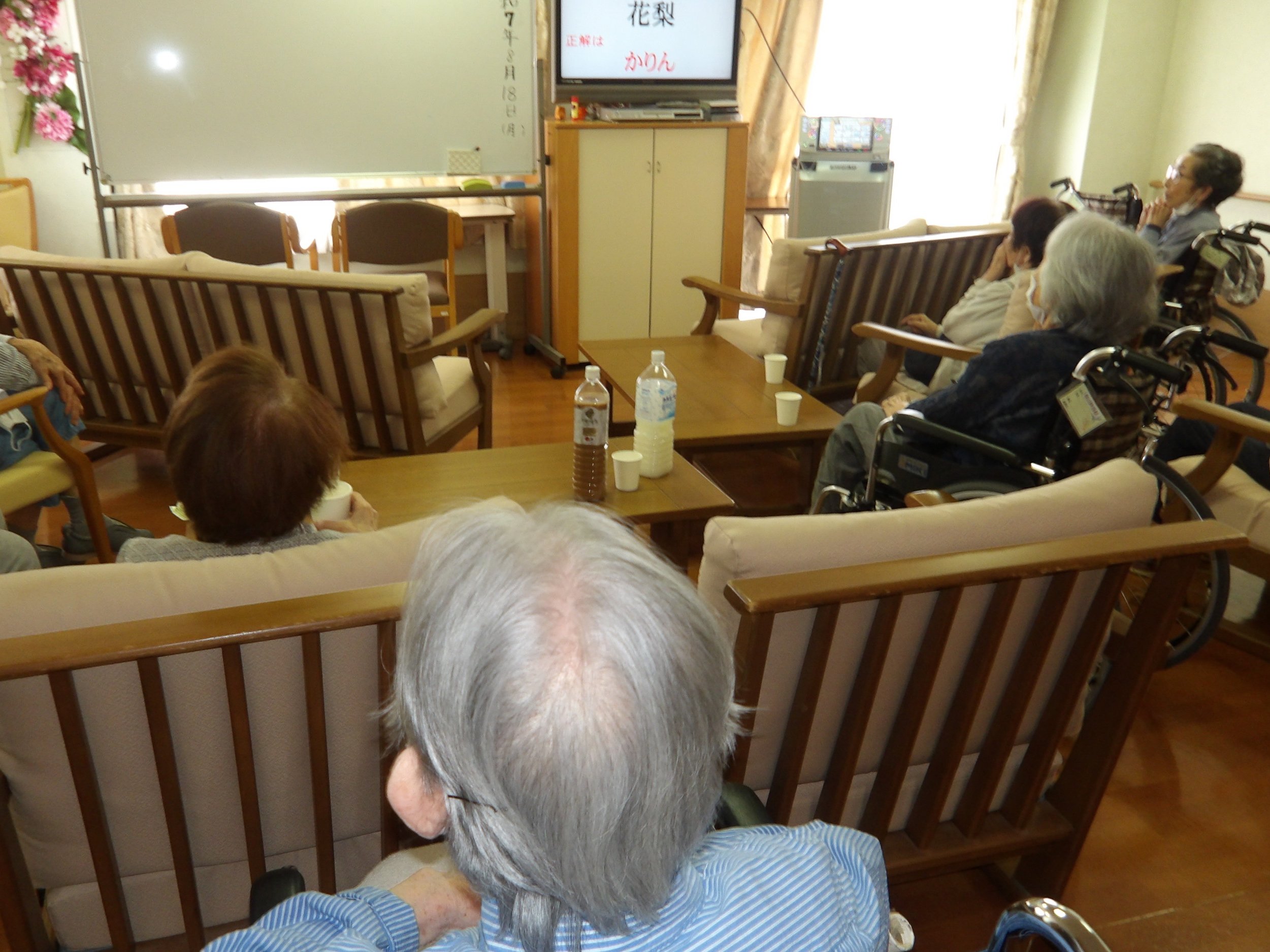 脳トレ＆おやつ-3　ニチイホーム東府中
