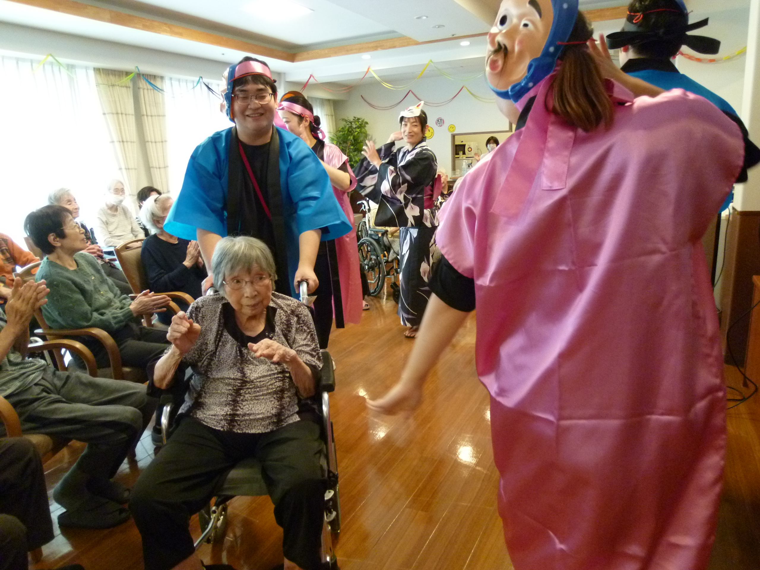 納涼祭　盆踊りと屋台メニュー-3　ニチイホーム東船橋
