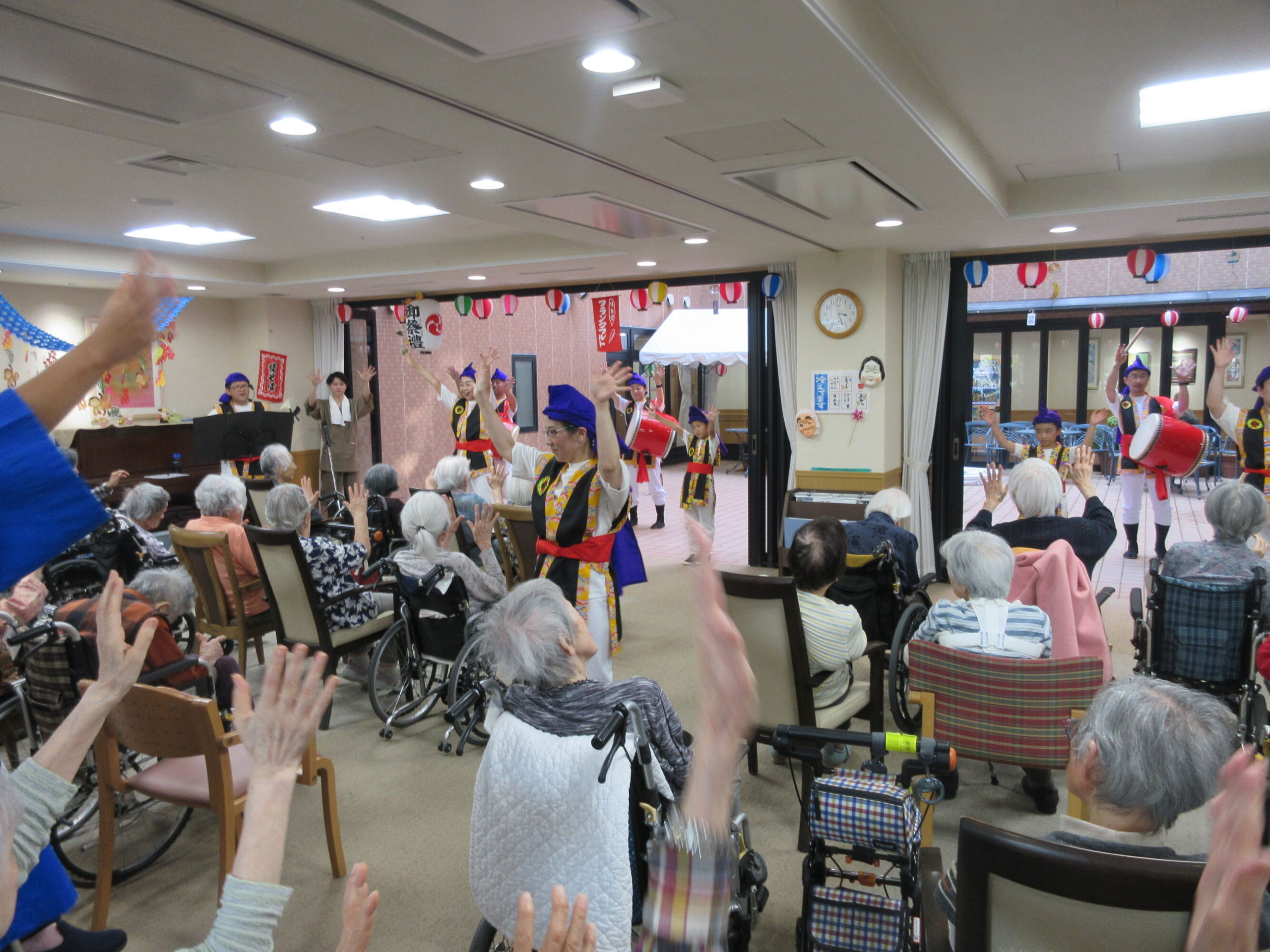 納涼祭2025～エイサー演舞～-2　ニチイホーム登戸