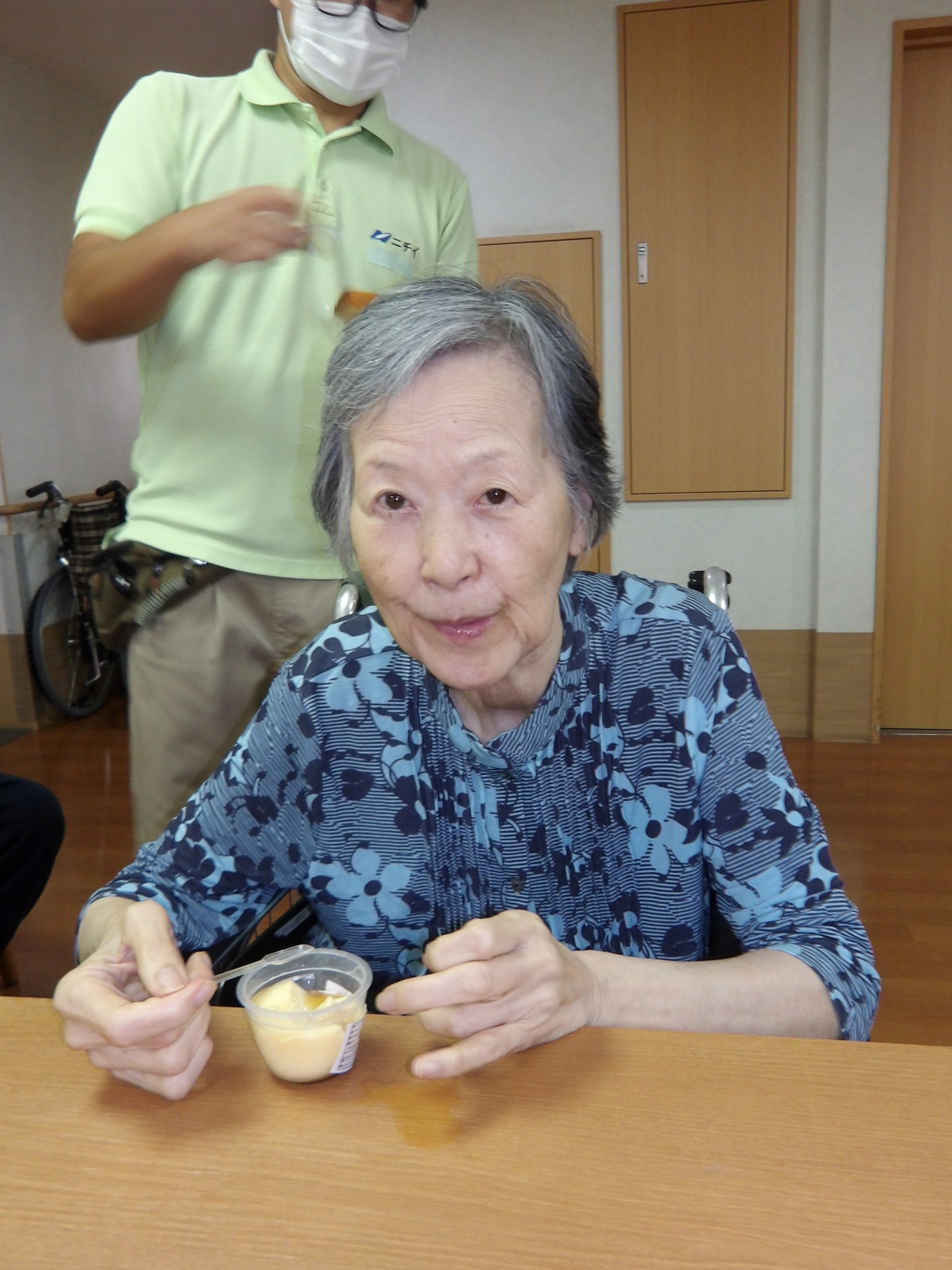 パン販売-5　ニチイホーム東府中