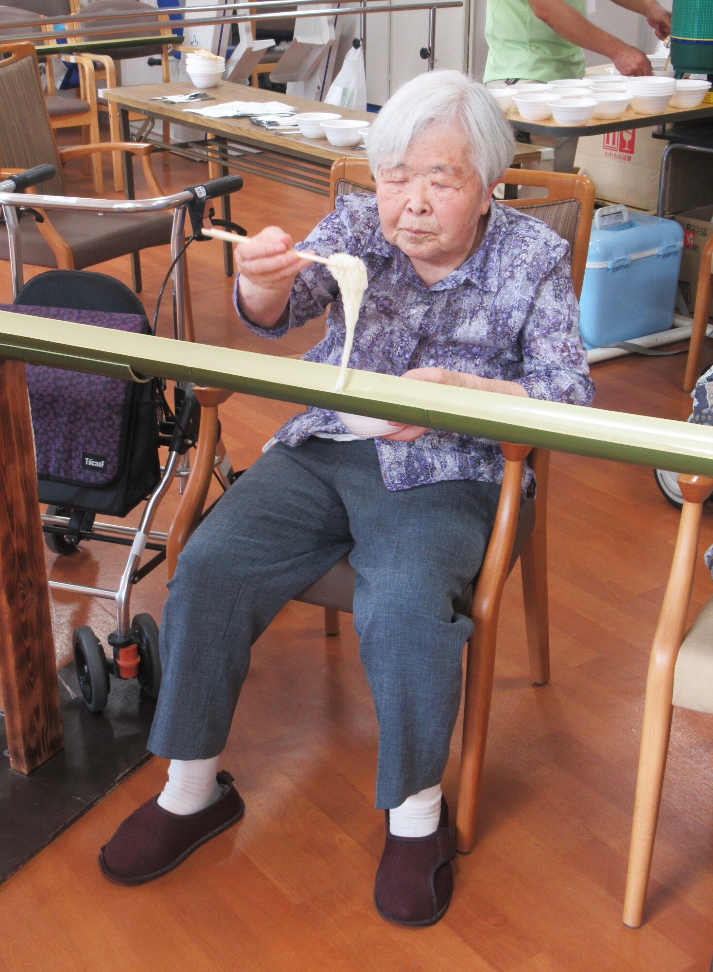 流しそうめん-2　ニチイホーム柿生