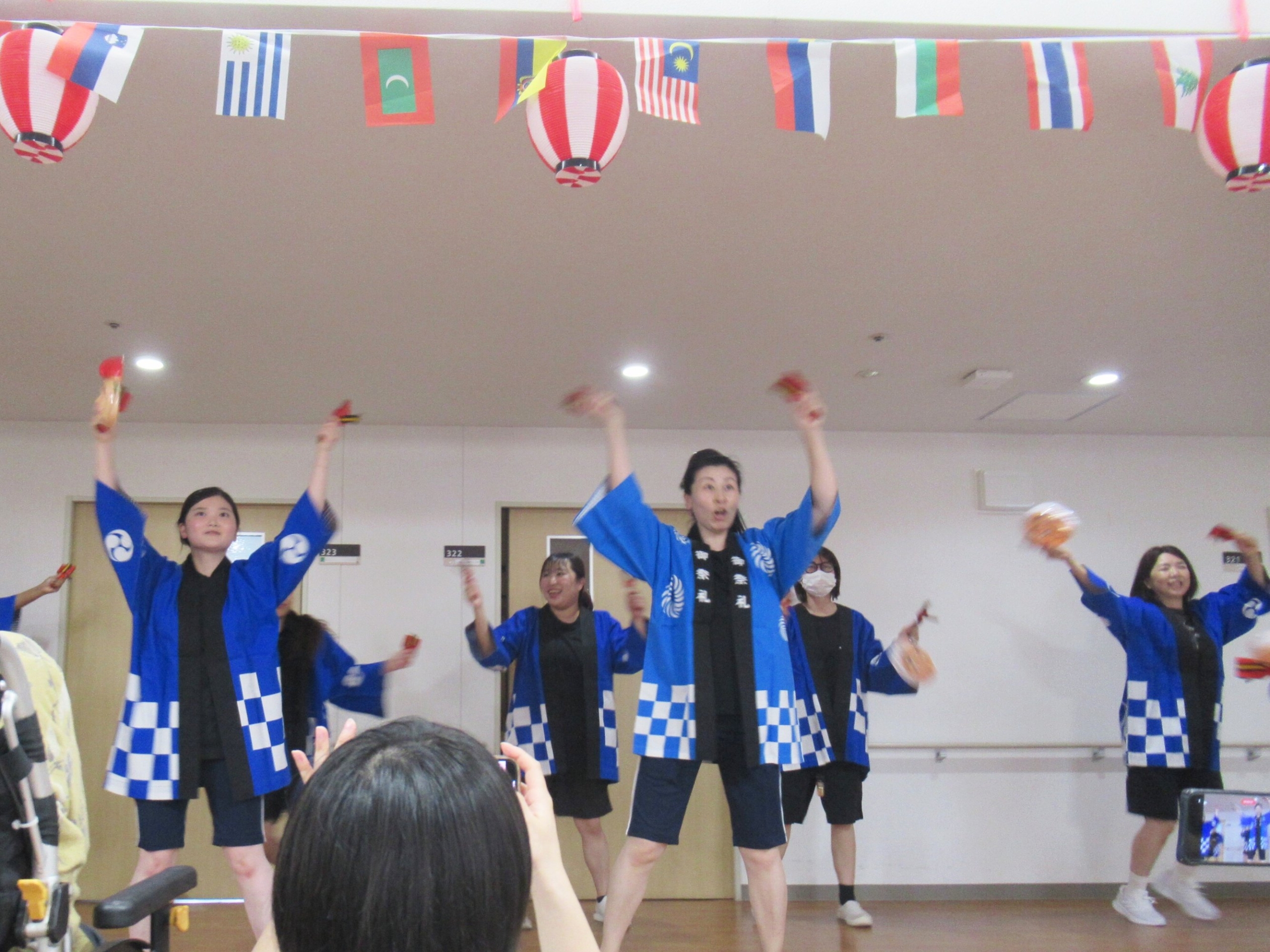 納涼祭　催し-3　ニチイホーム柿生