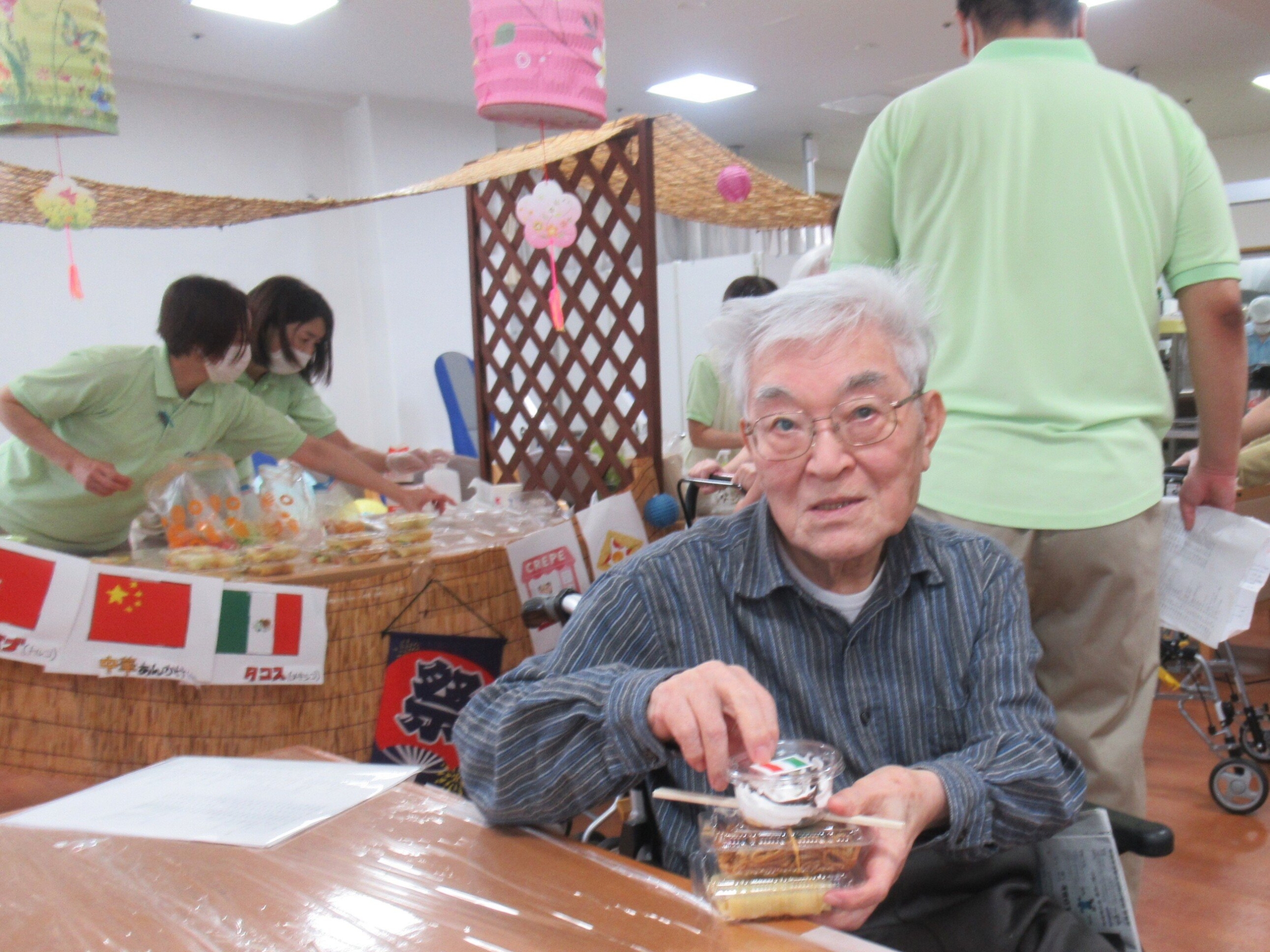 納涼祭　屋台-3　ニチイホーム柿生
