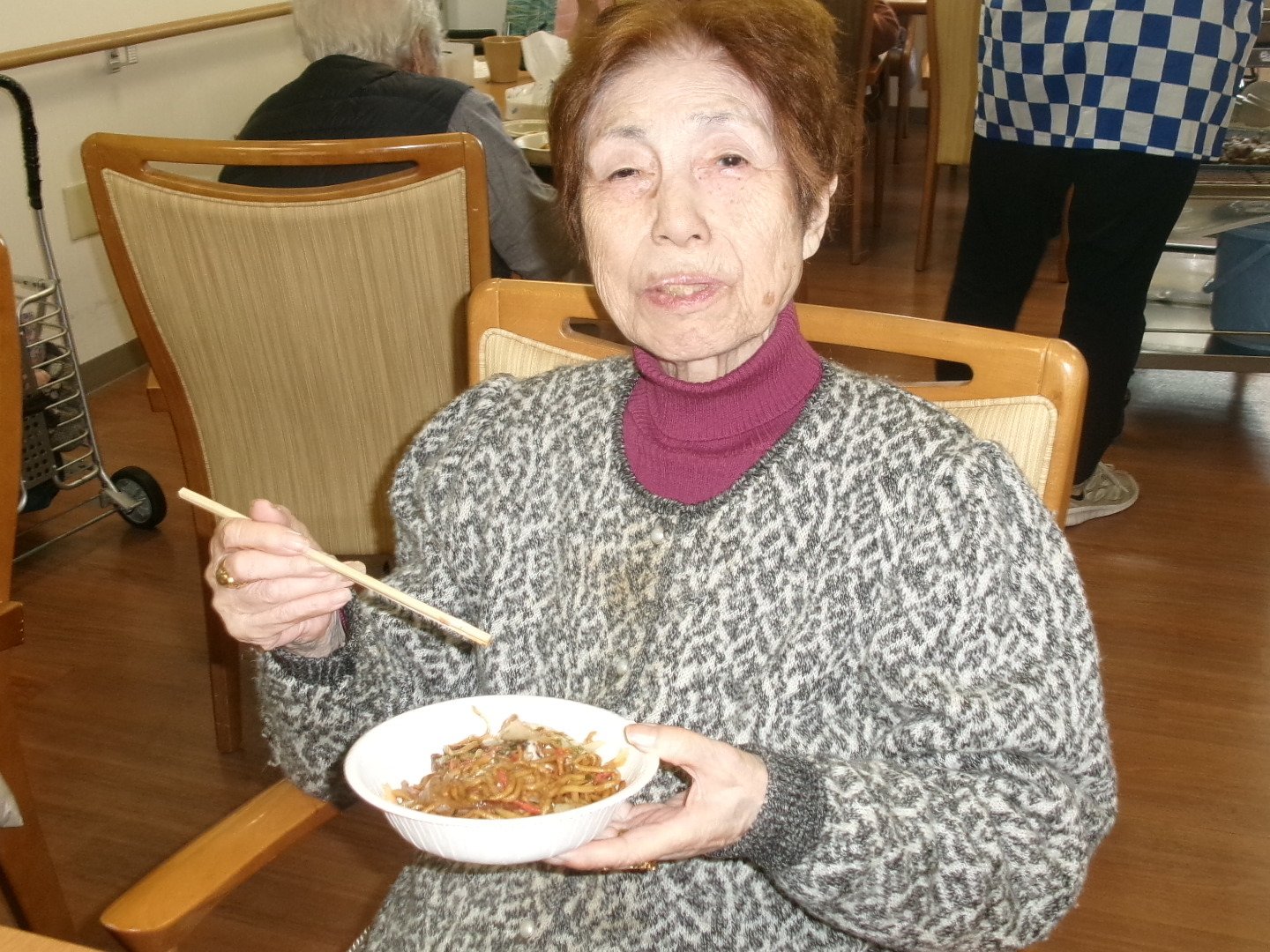 焼きそば-2　ニチイホーム上星川