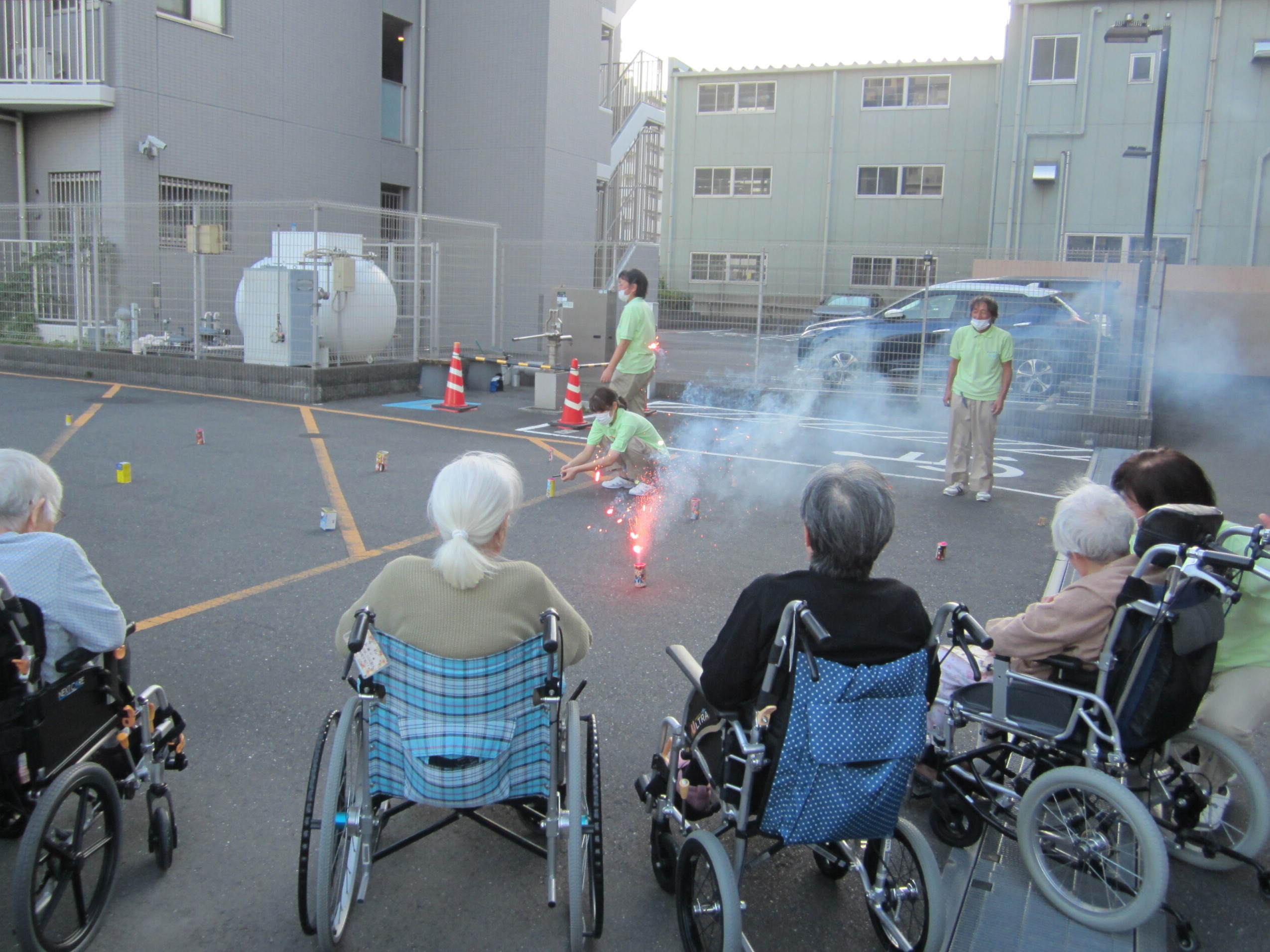 花火-1　ニチイホーム川口