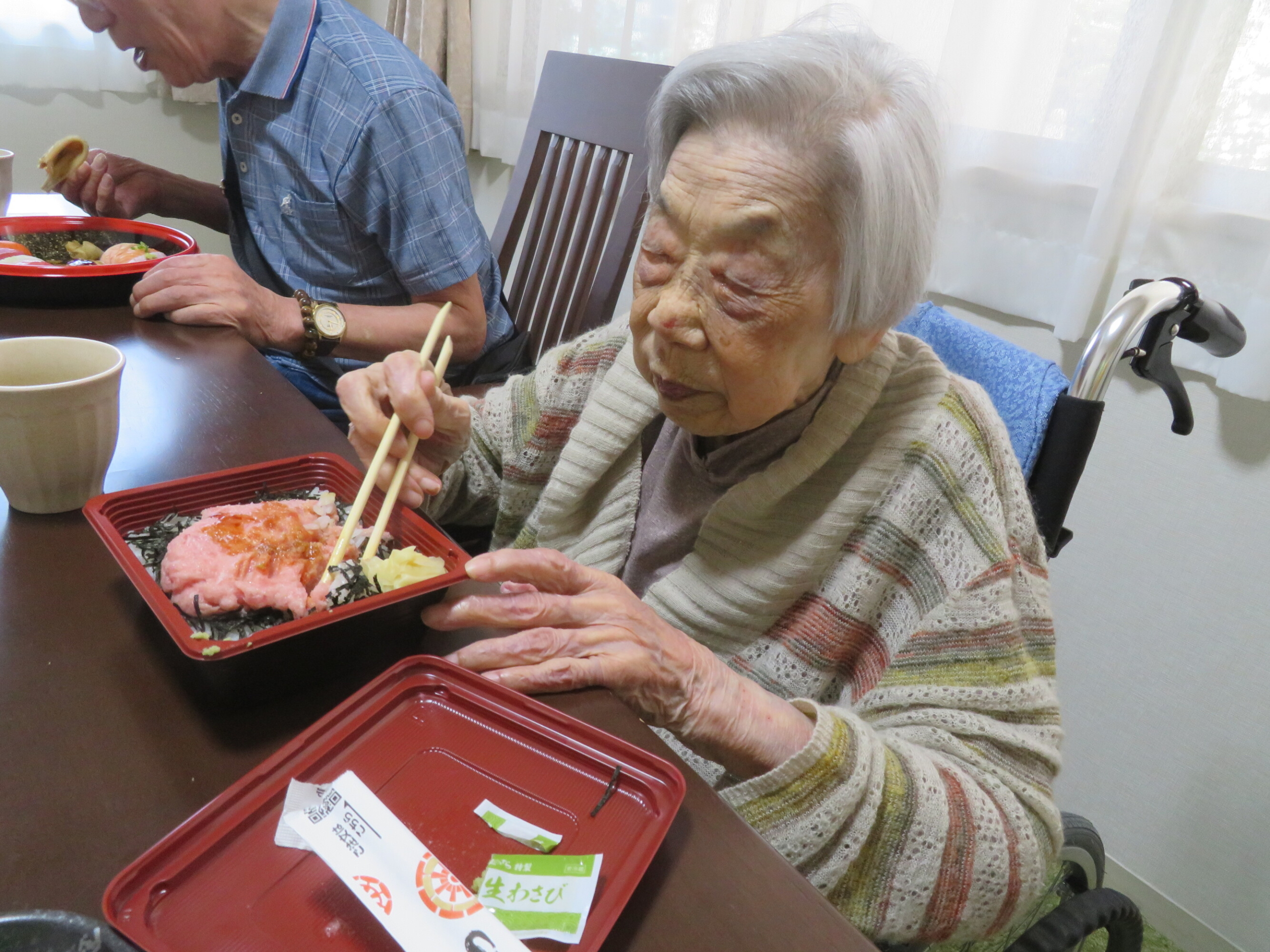 出前-2　ニチイホーム三鷹Ⅱ番館