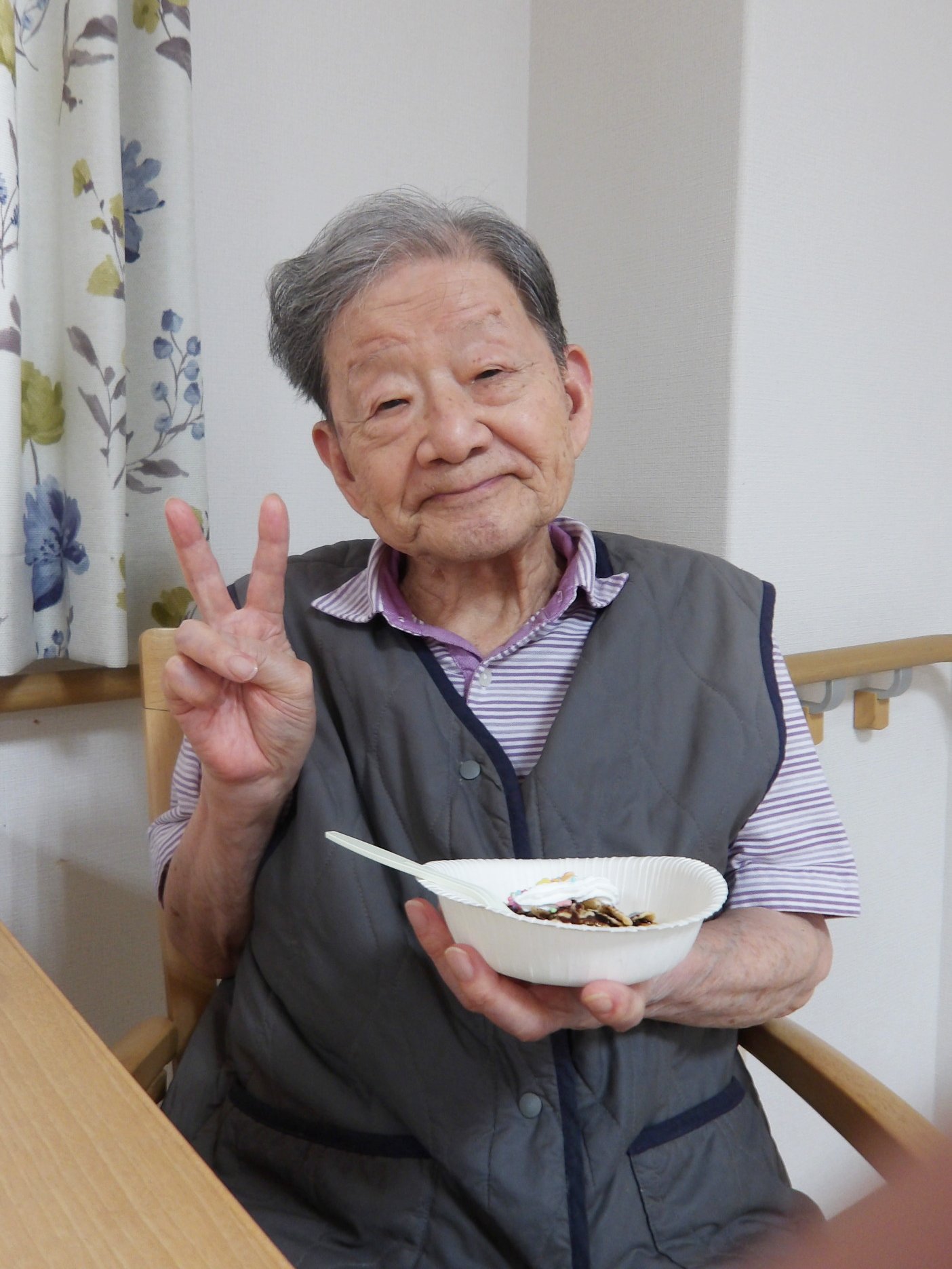 パンケーキを作り-4　ニチイホーム練馬高野台