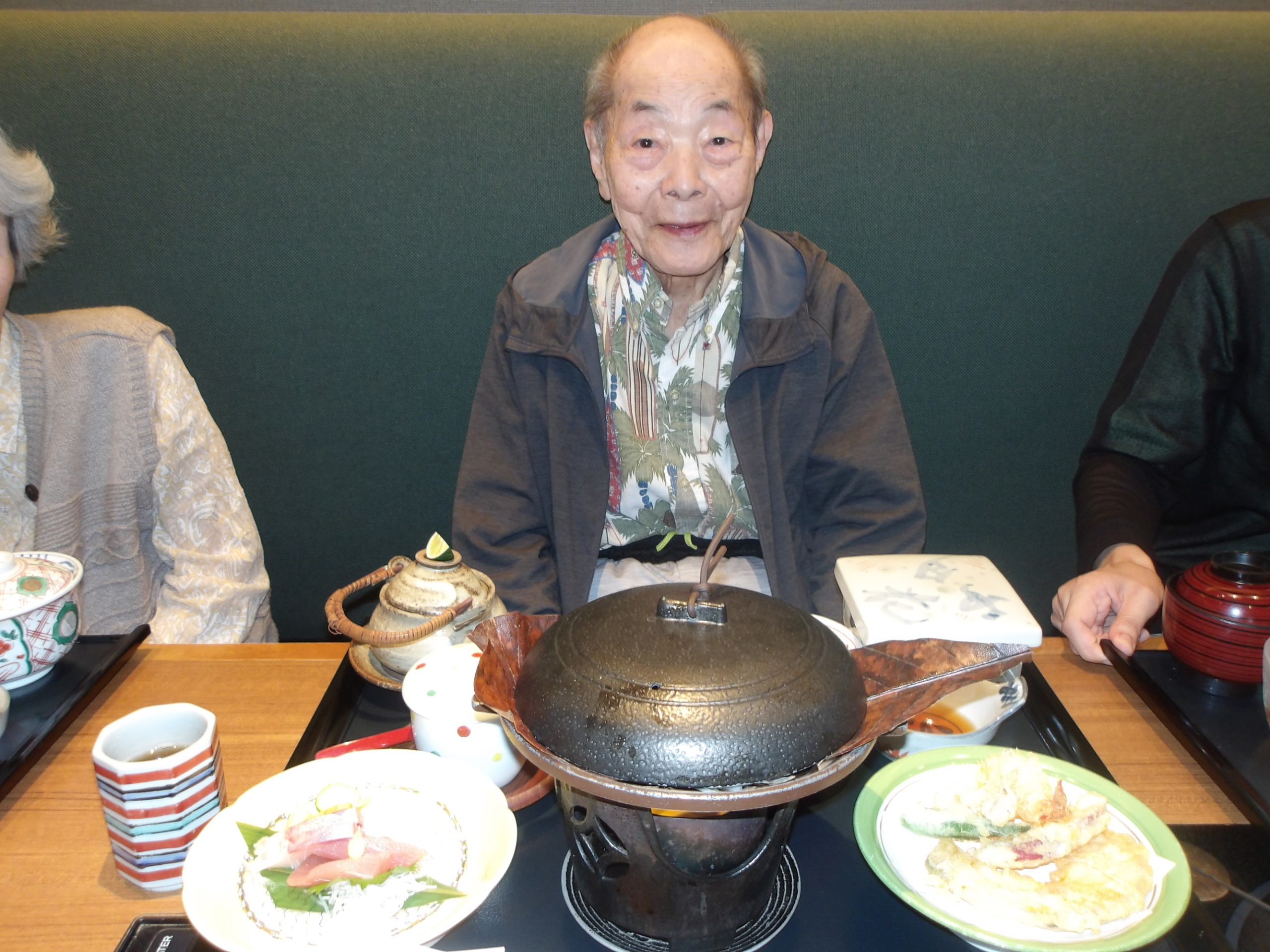 日本料理店へ-2　ニチイホーム野方