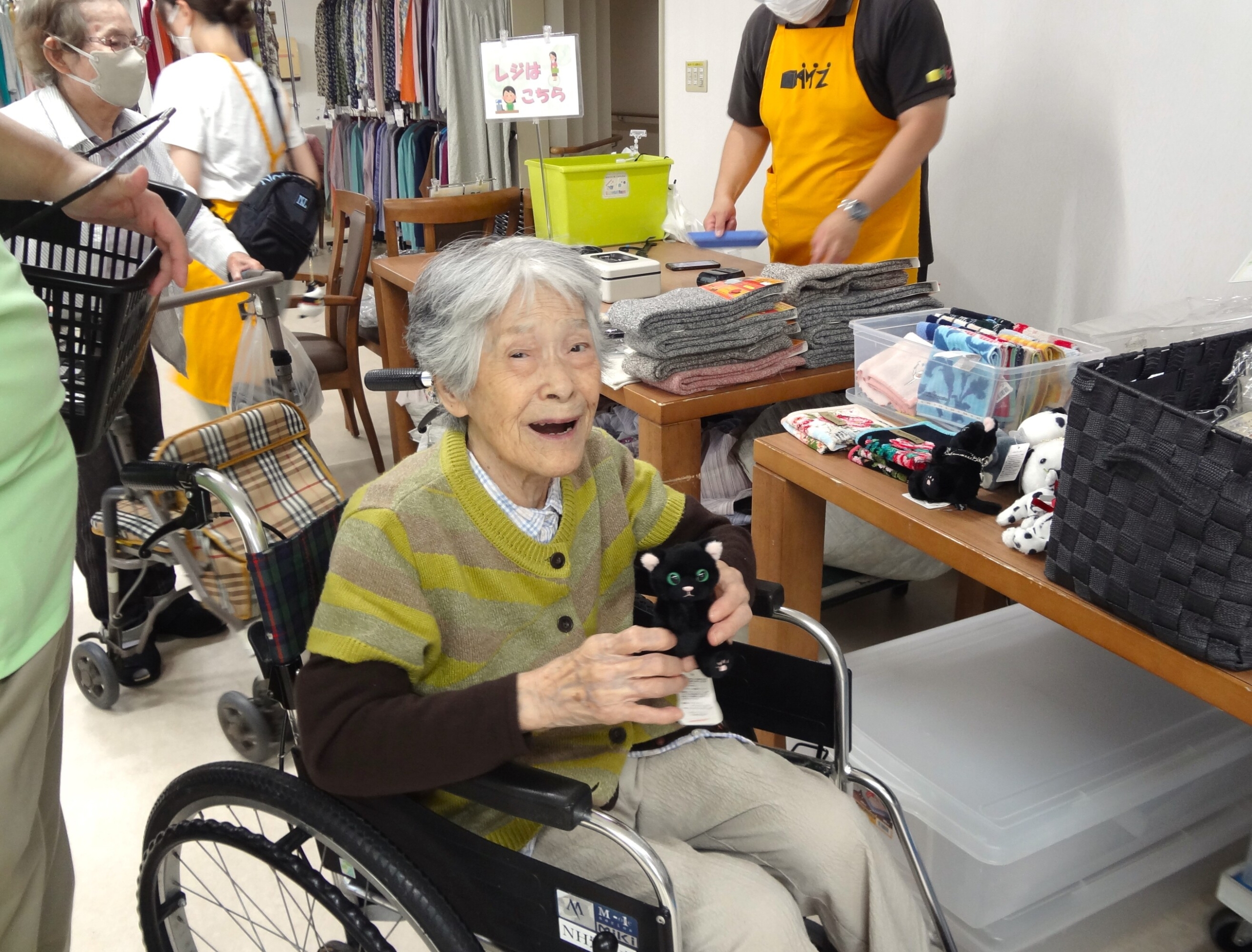 衣料品販売-1　ニチイホーム鷺沼南